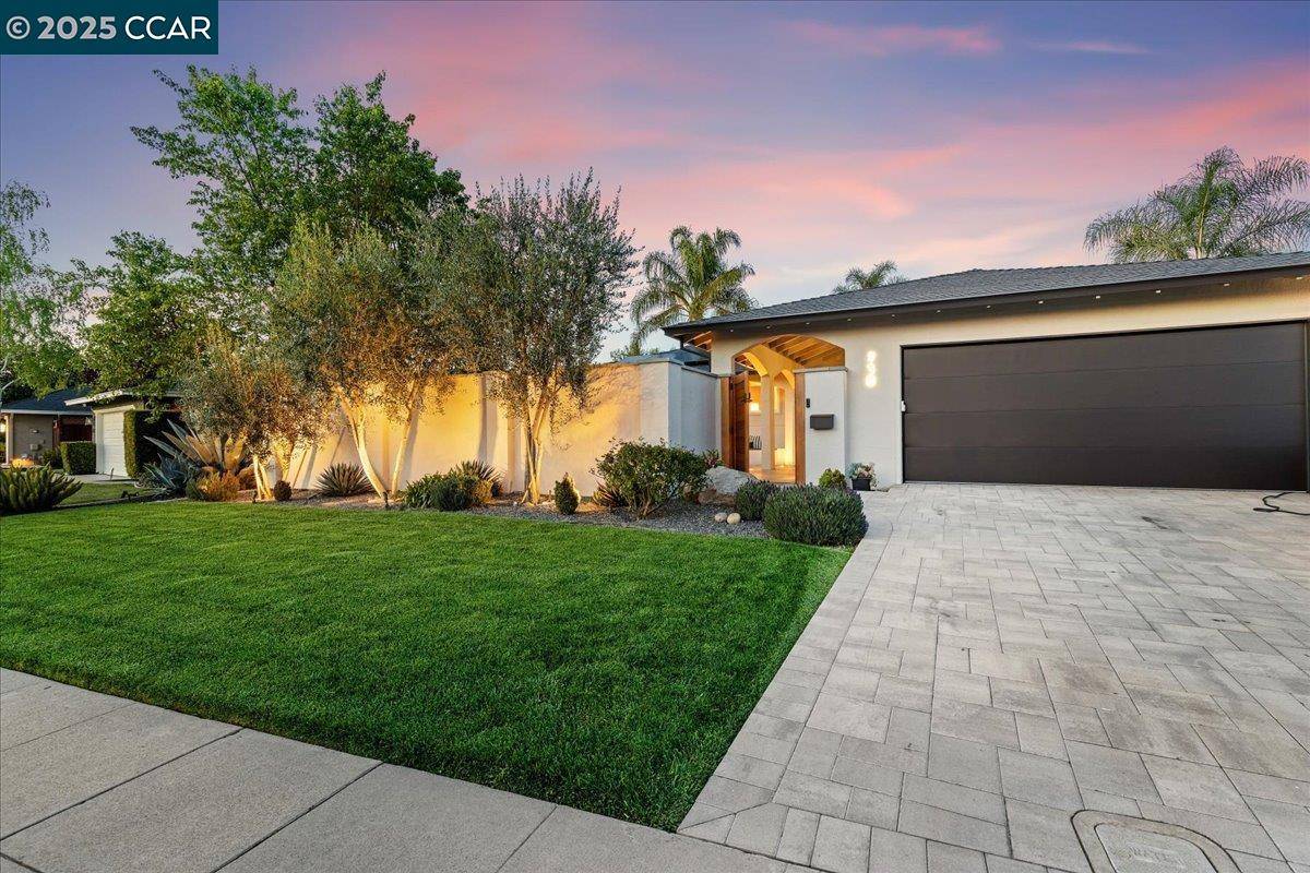 Livermore, CA 94550,738 Hazel St