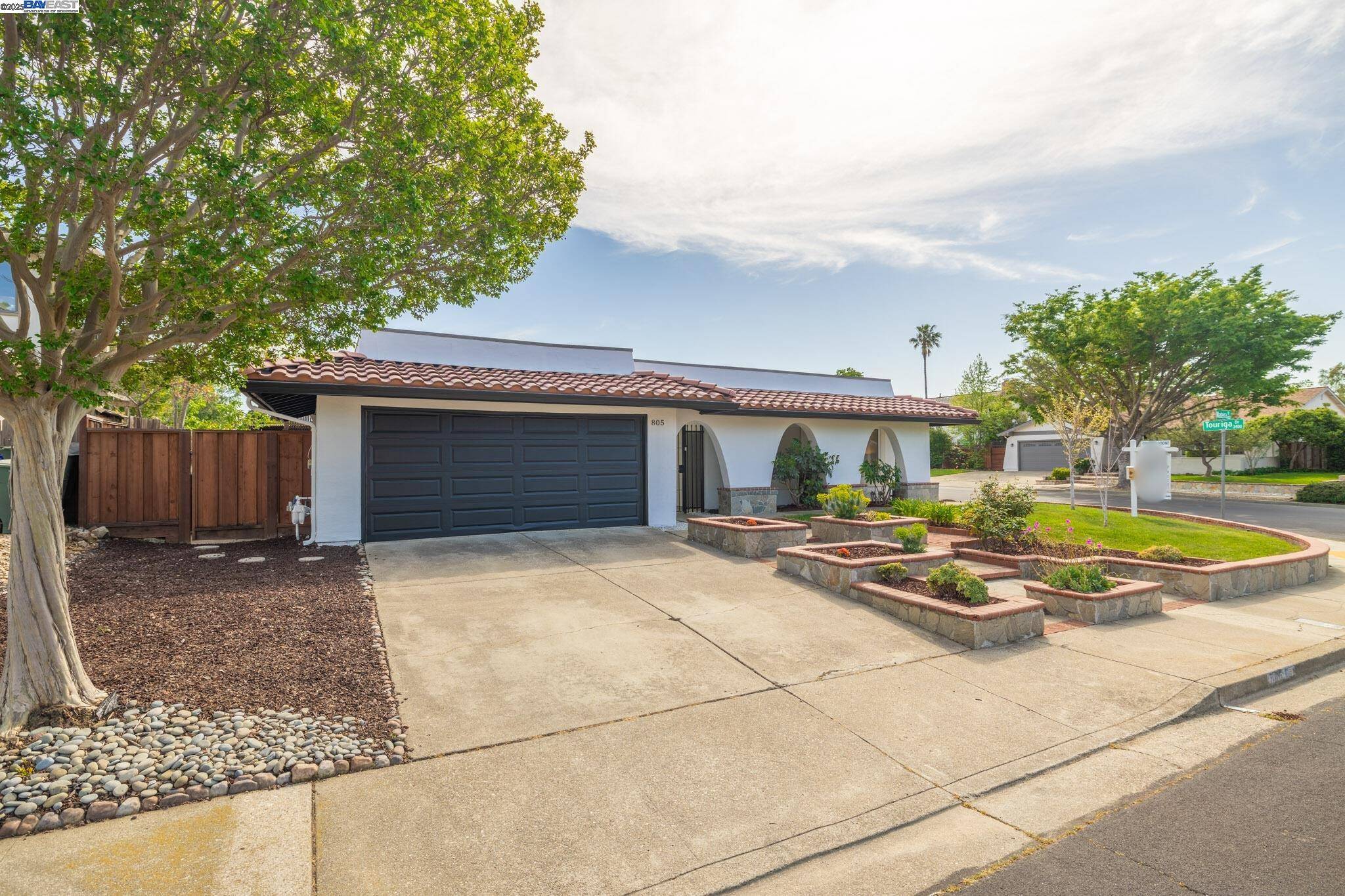 Pleasanton, CA 94566,805 MADEIRA DR