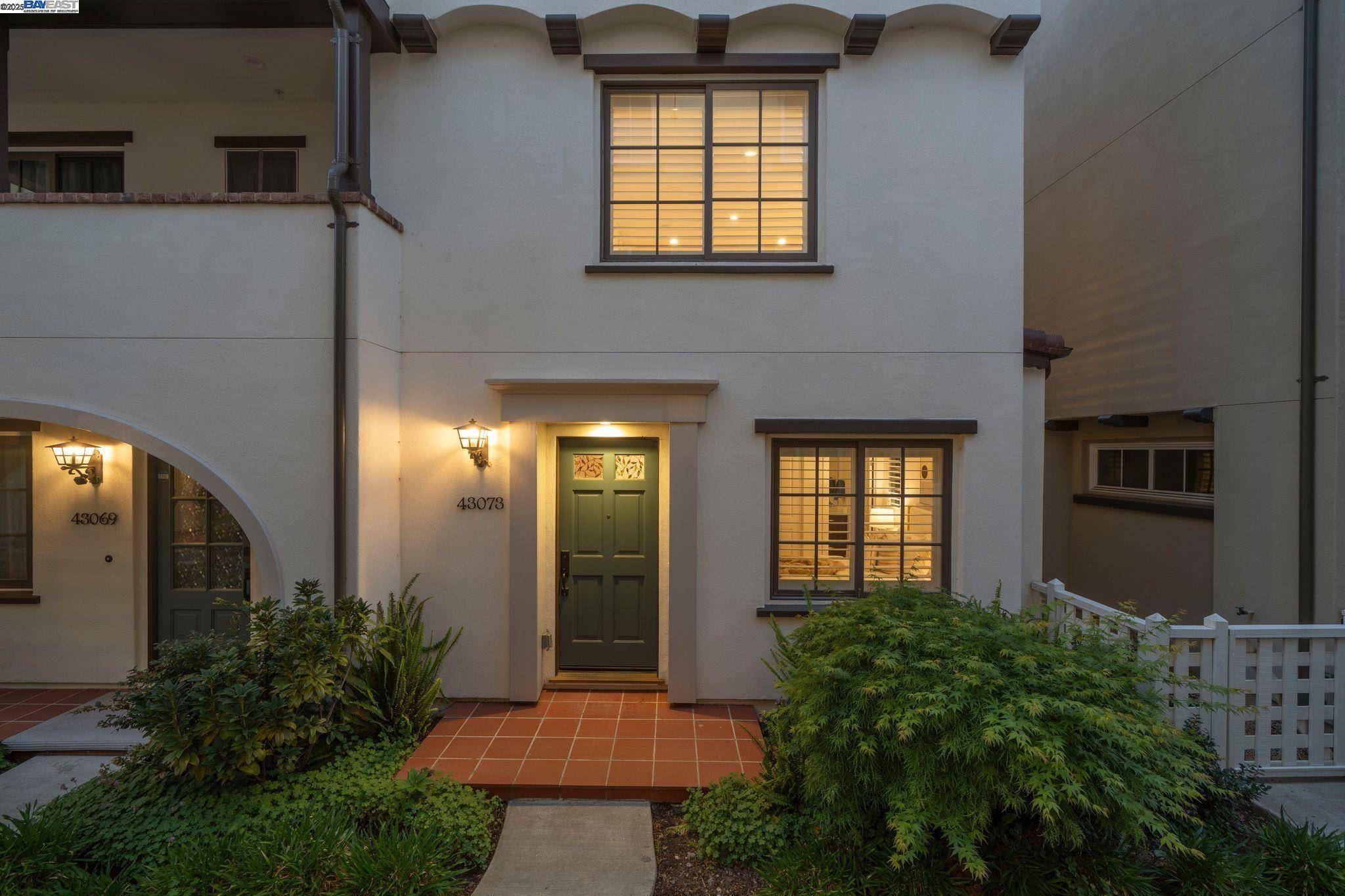 Fremont, CA 94539,43073 Calle Esperanza