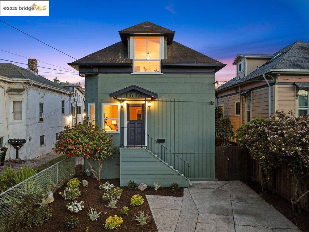 Berkeley, CA 94703,1616 Harmon St