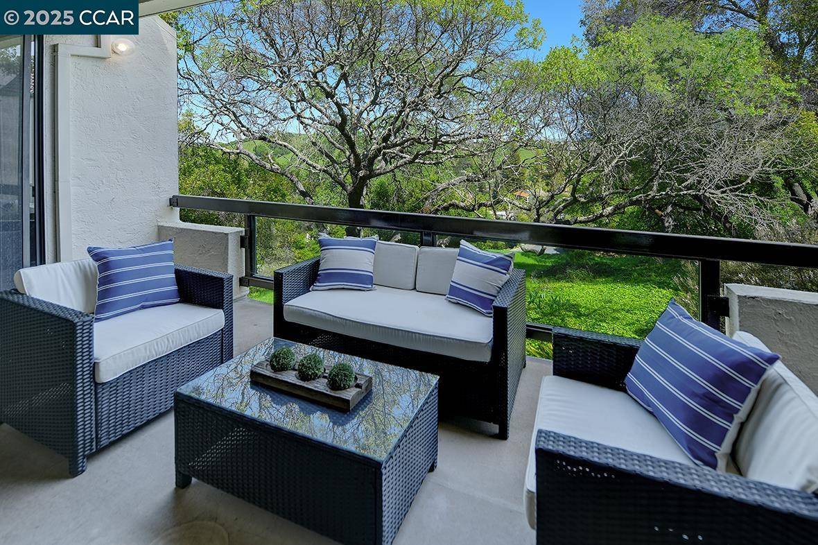 Walnut Creek, CA 94595,3711 Terra Granada Dr #4B