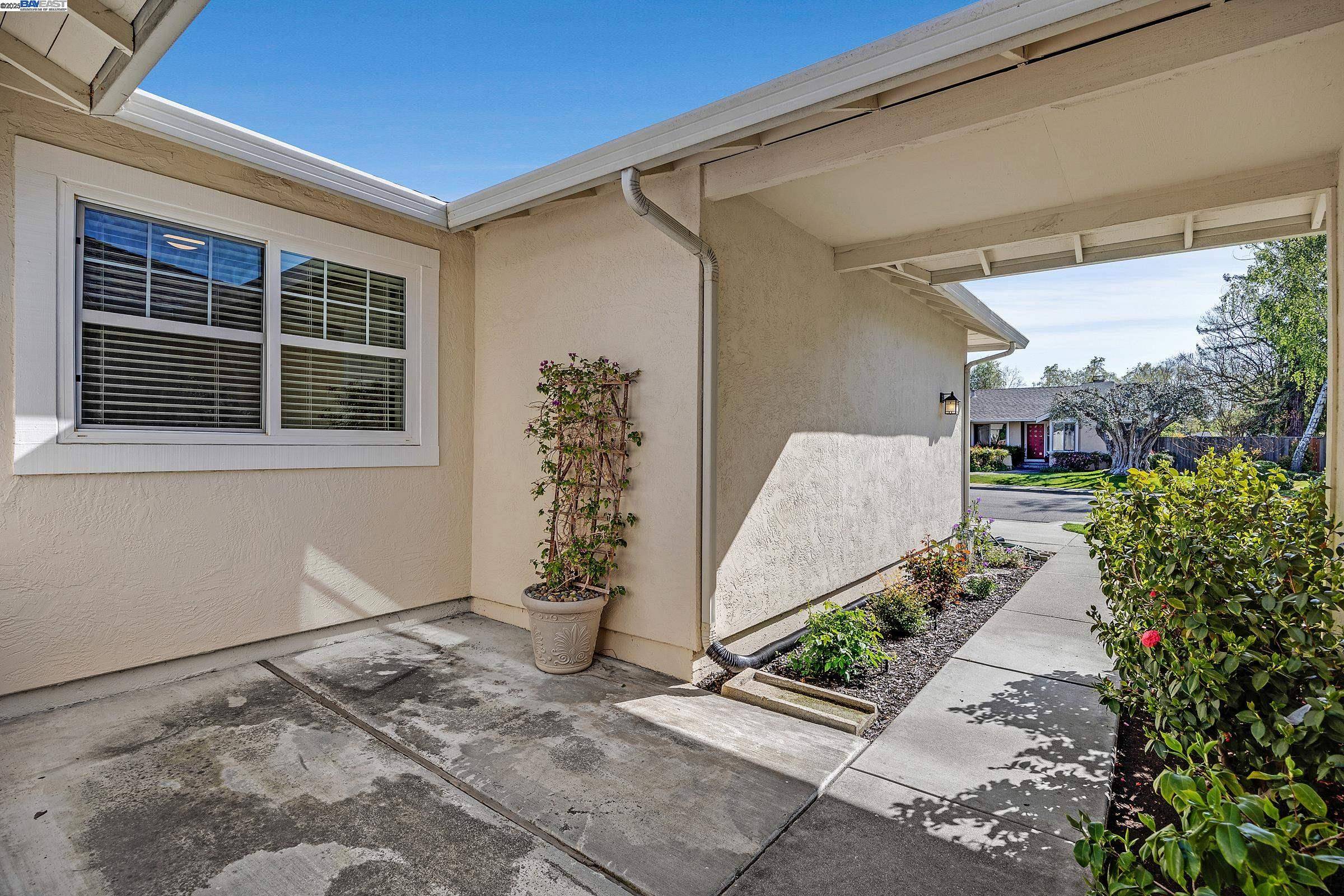 Pleasanton, CA 94566,2550 Skimmer Court