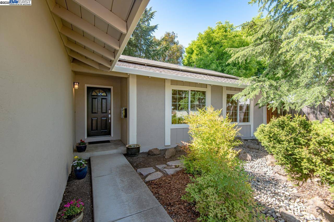 San Ramon, CA 94583,23 Belfast Pl