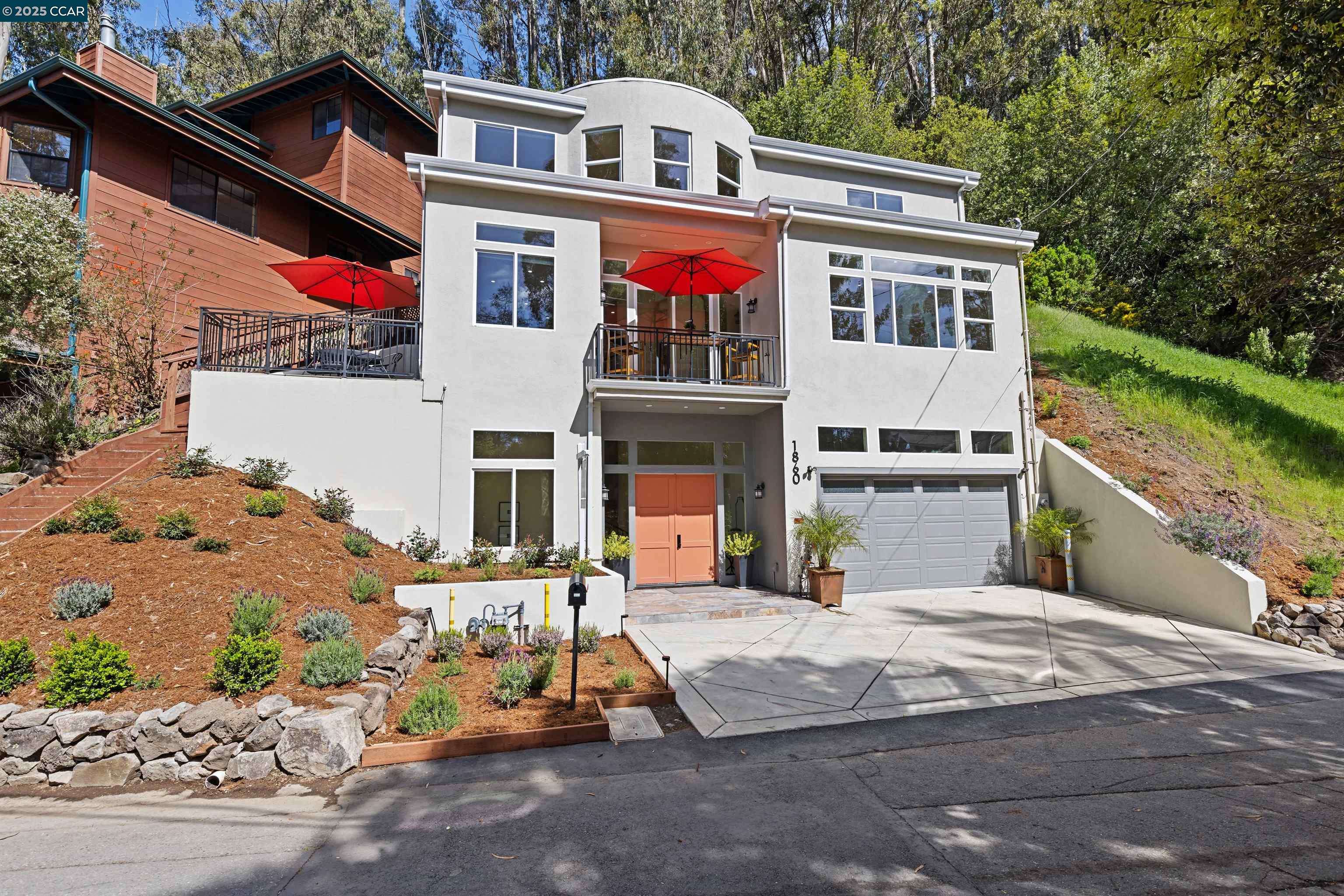Oakland, CA 94611,1860 Arrowhead Dr