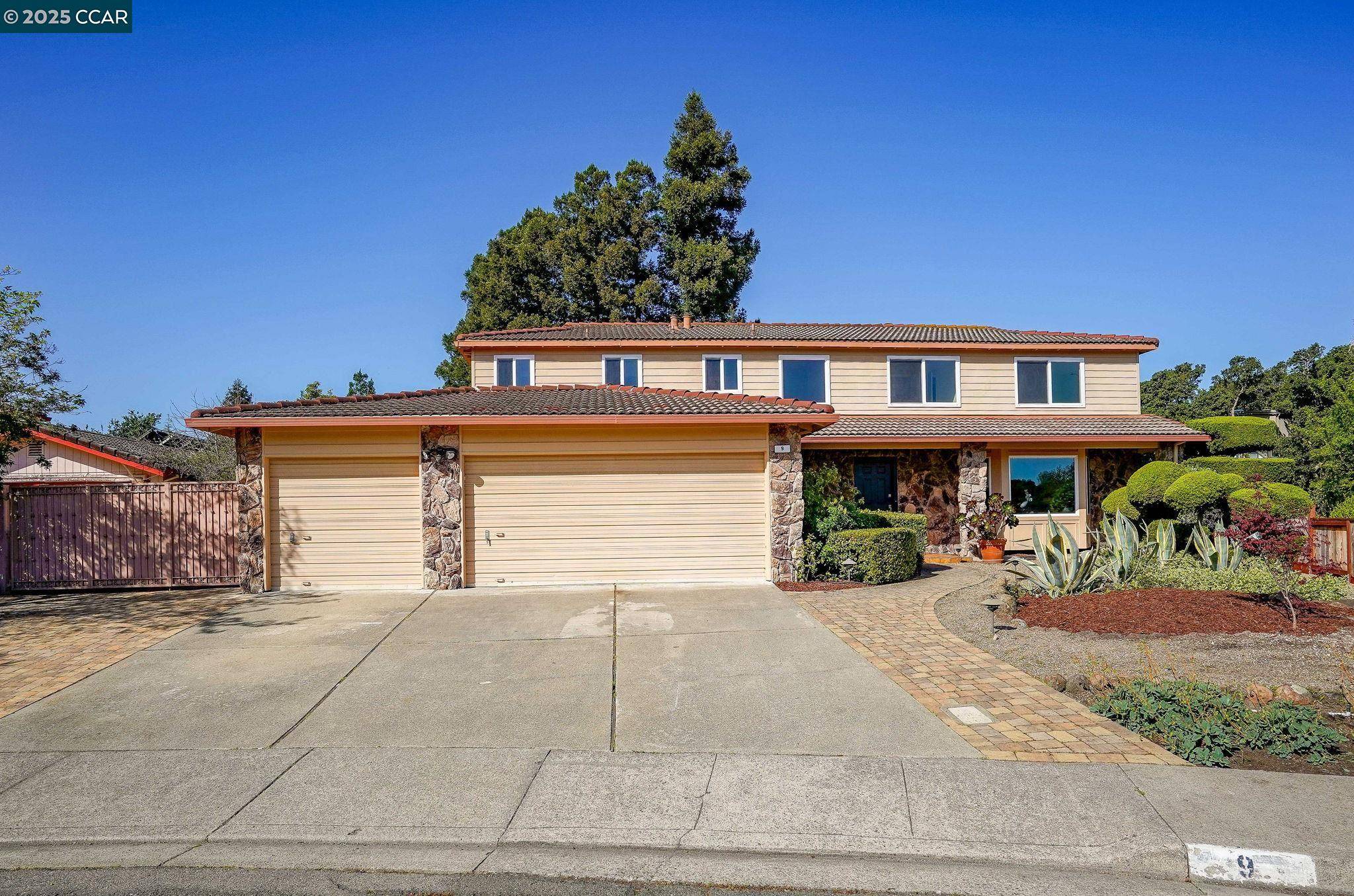 Richmond, CA 94803,9 Powder Bowl Court