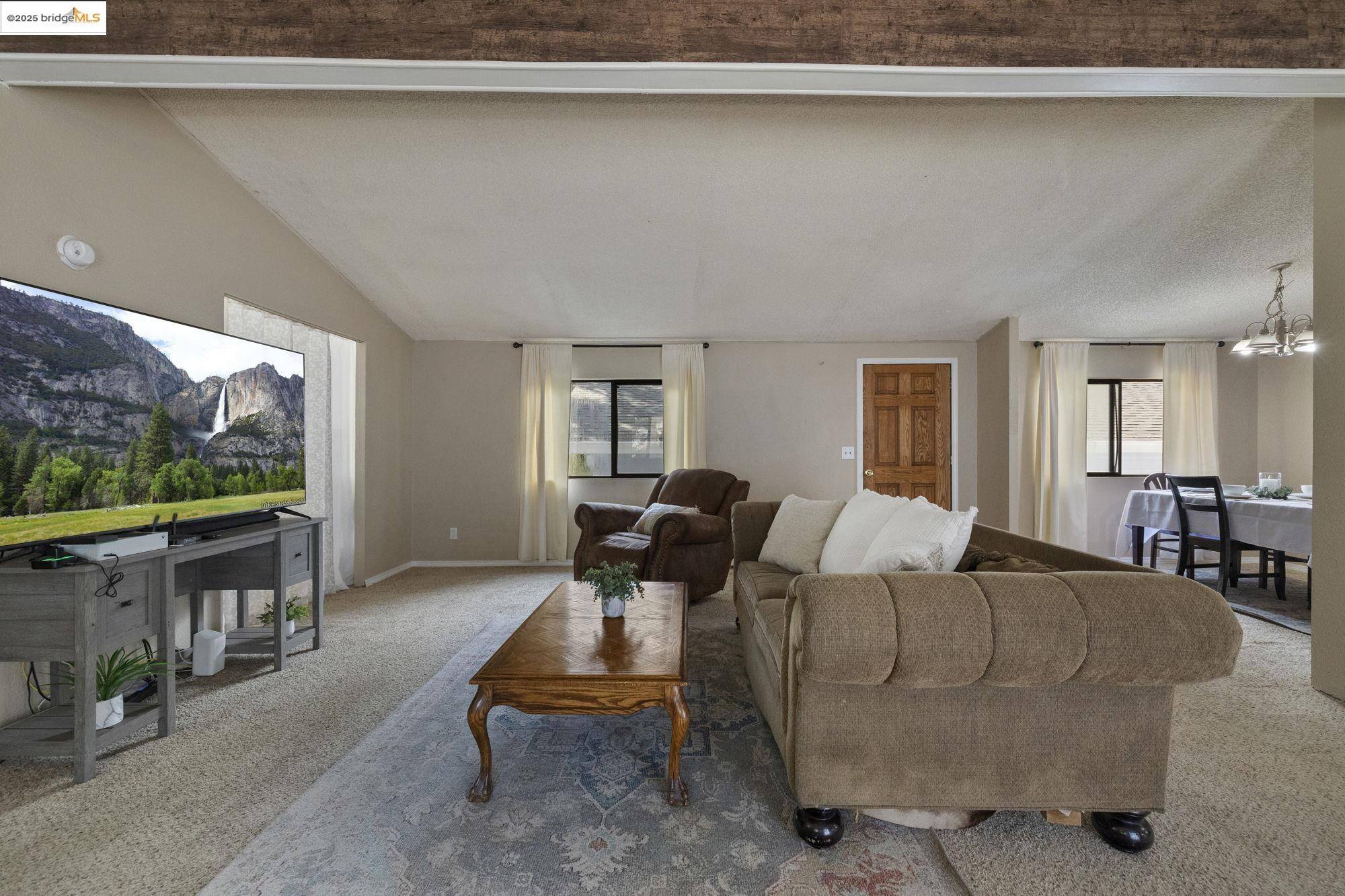 Sonora, CA 95370,21079 Rainier Ct