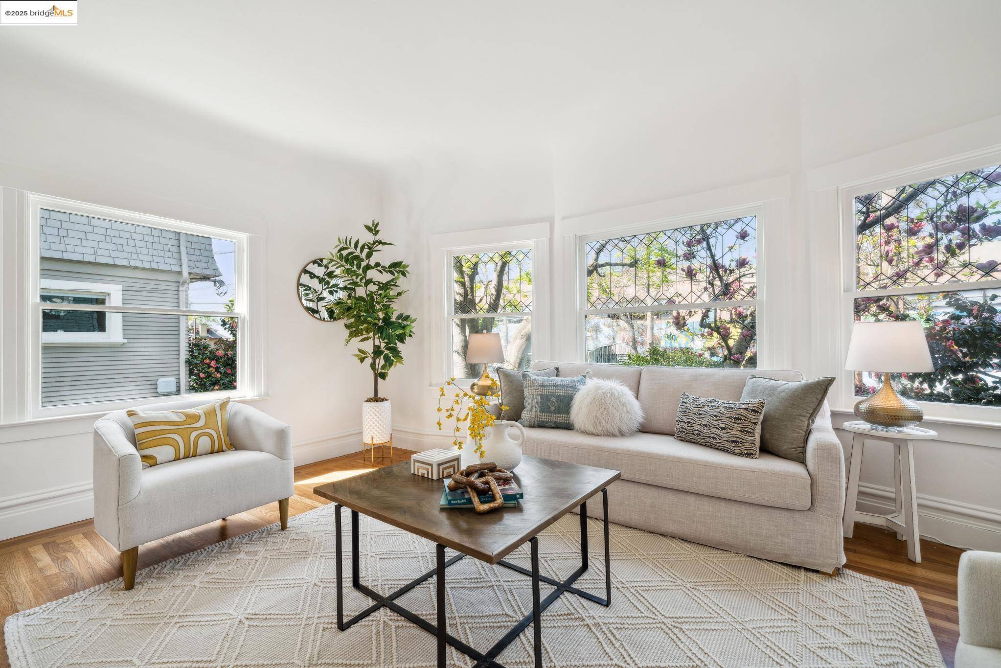 Berkeley, CA 94705,2416 Stuart St