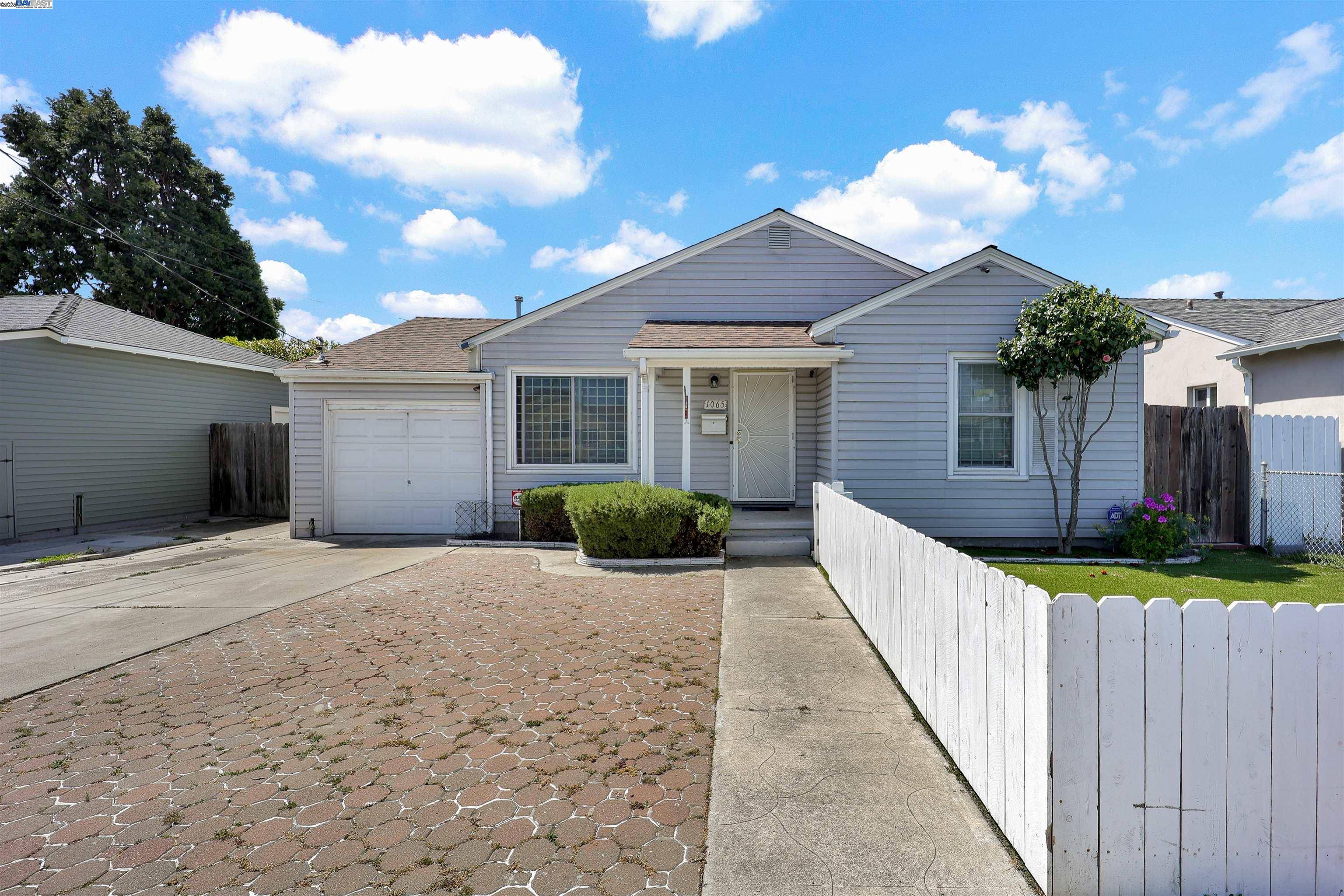 San Leandro, CA 94577,1065 Douglas Dr