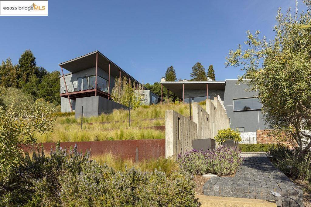Berkeley, CA 94705,54 Vicente Rd
