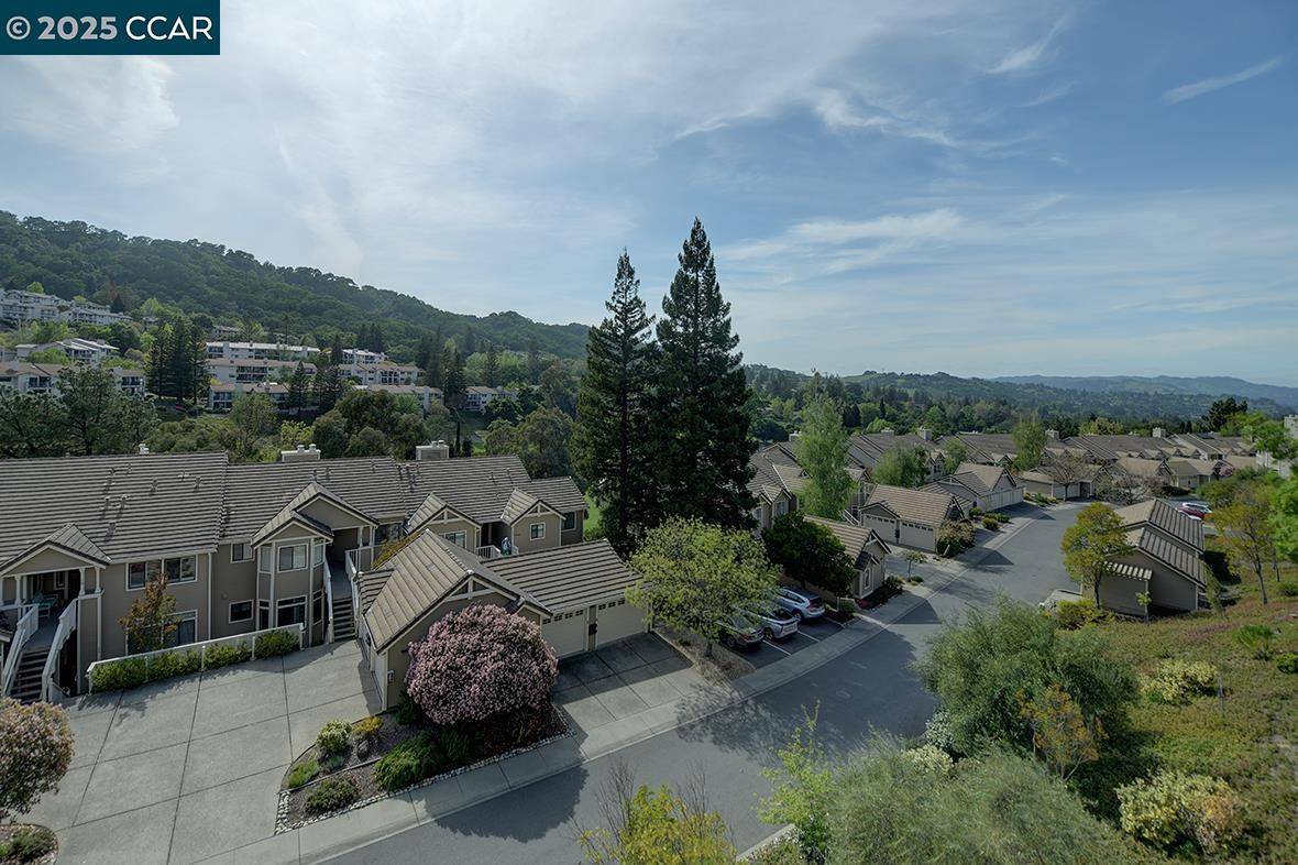 Walnut Creek, CA 94595,5333 Terra Granada Dr #2B