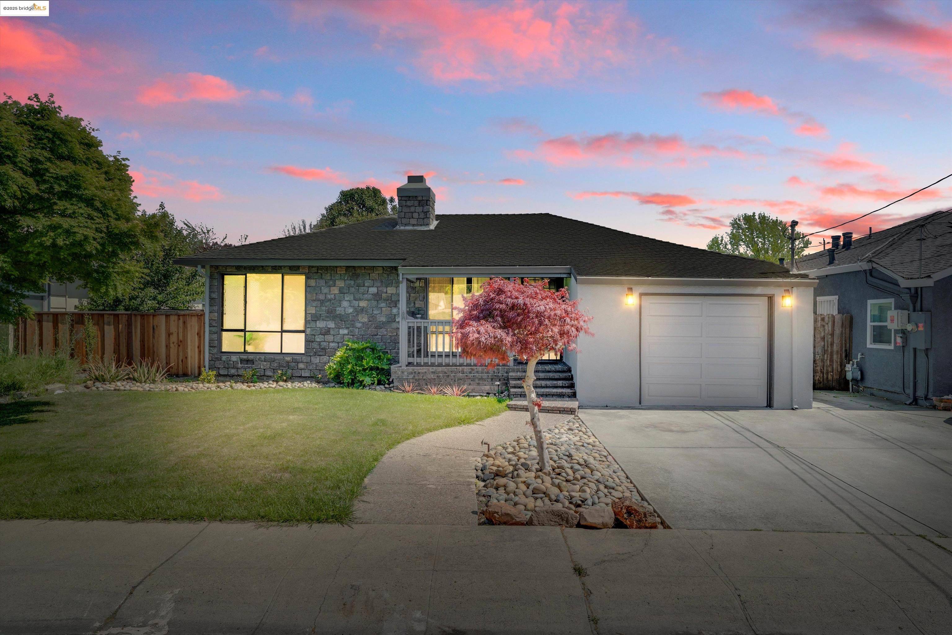 San Lorenzo, CA 94580,278 Via Mirlo