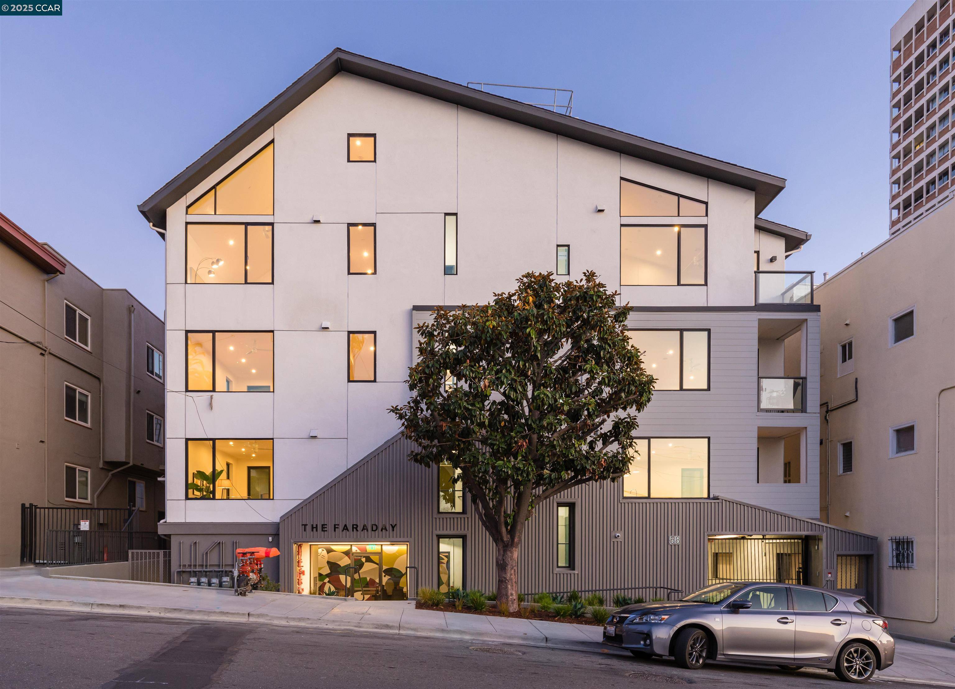 Oakland, CA 94610,58 Vernon St #403