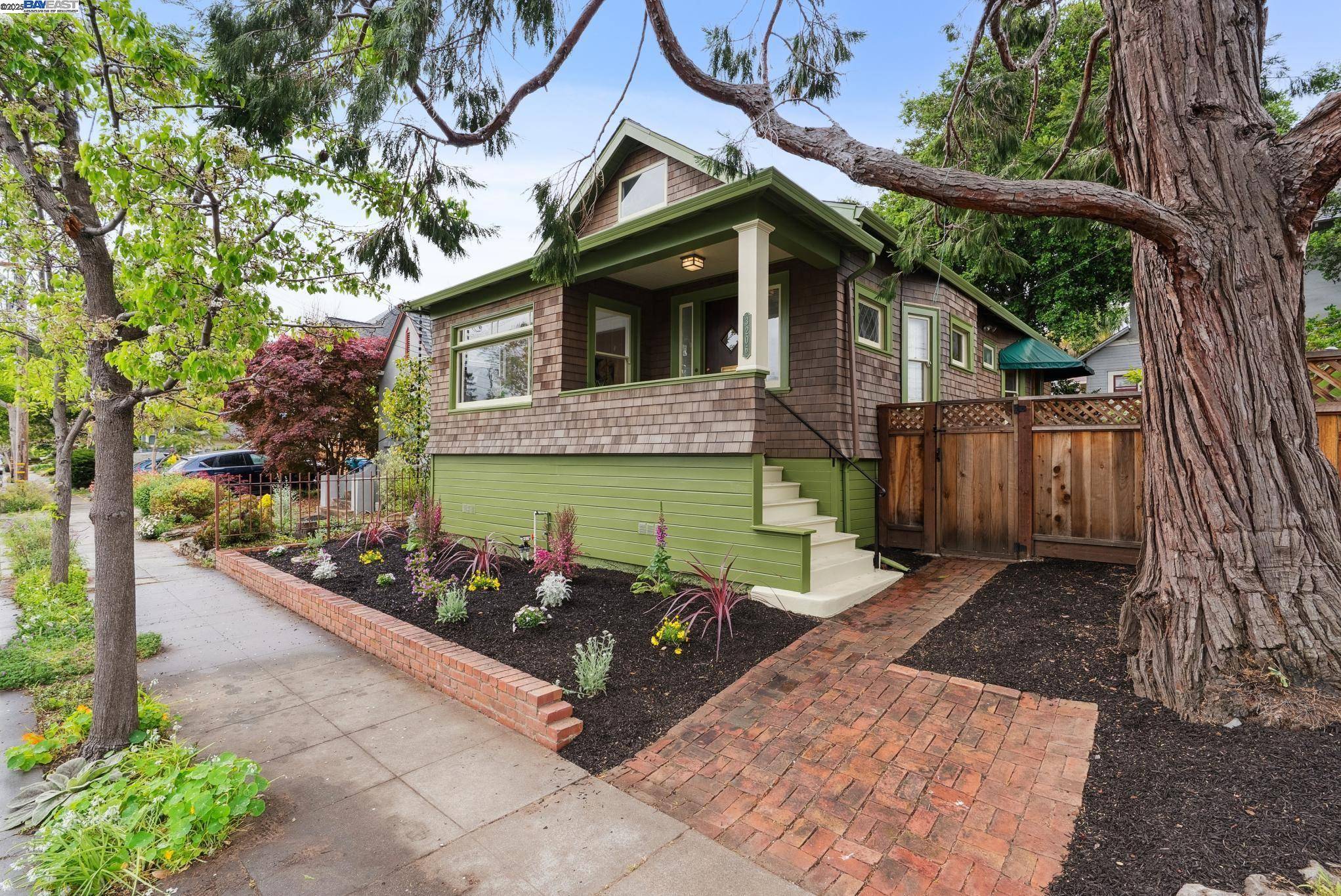 Alameda, CA 94501,3206 Garfield Ave