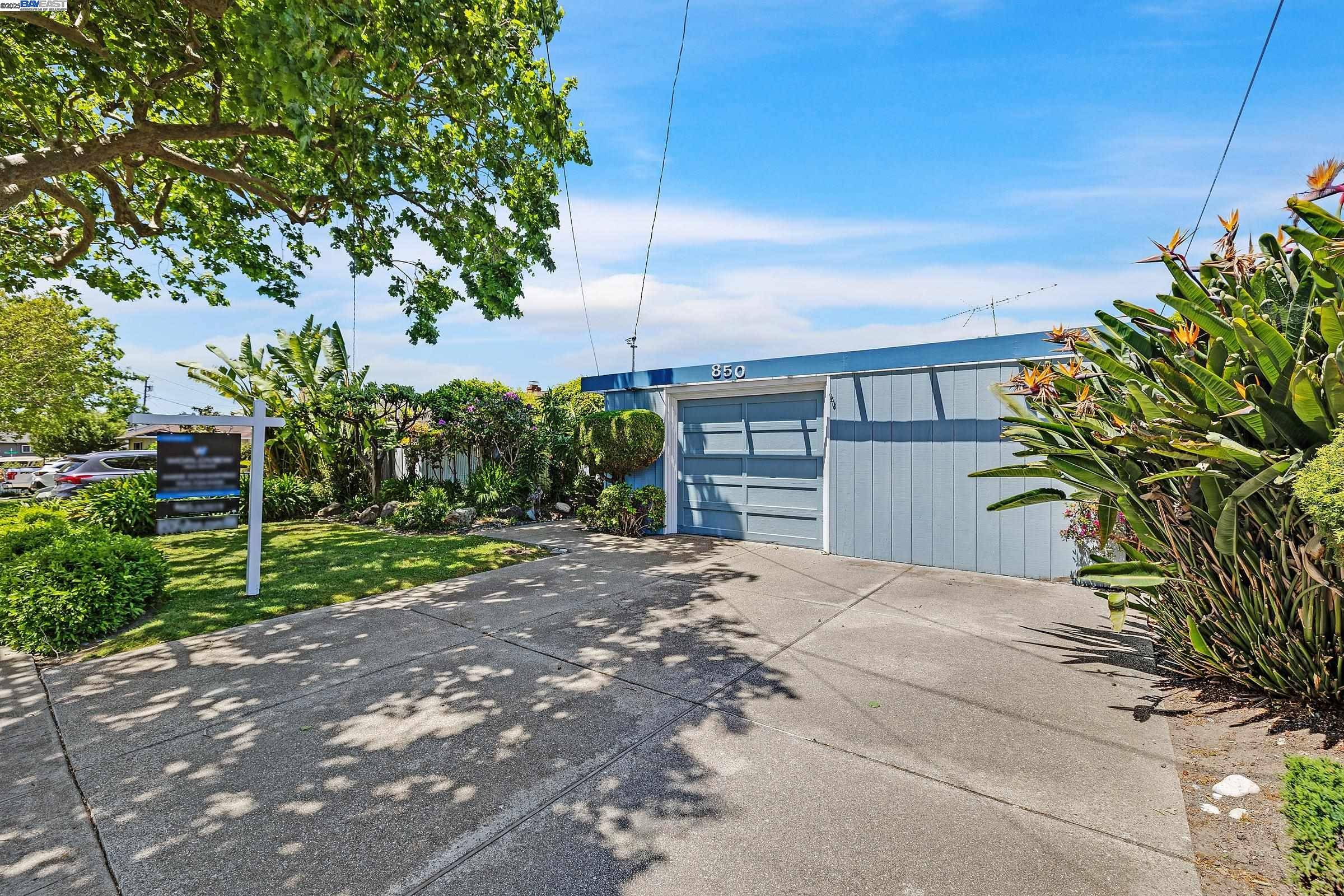 San Leandro, CA 94577,850 Fulton Ave