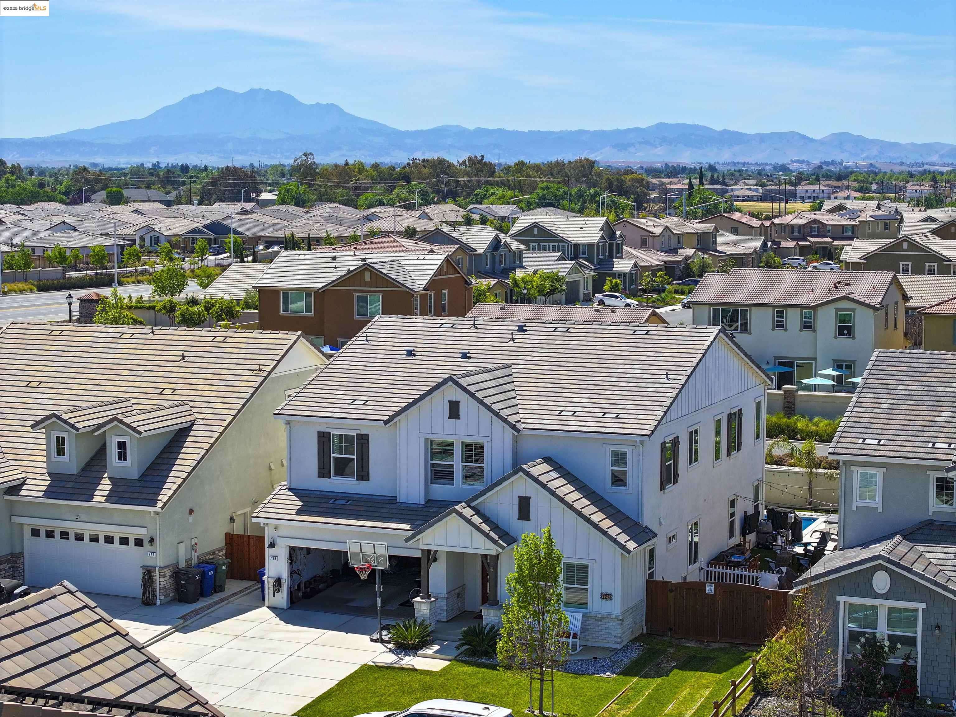 Oakley, CA 94561,733 Shullsburg Way