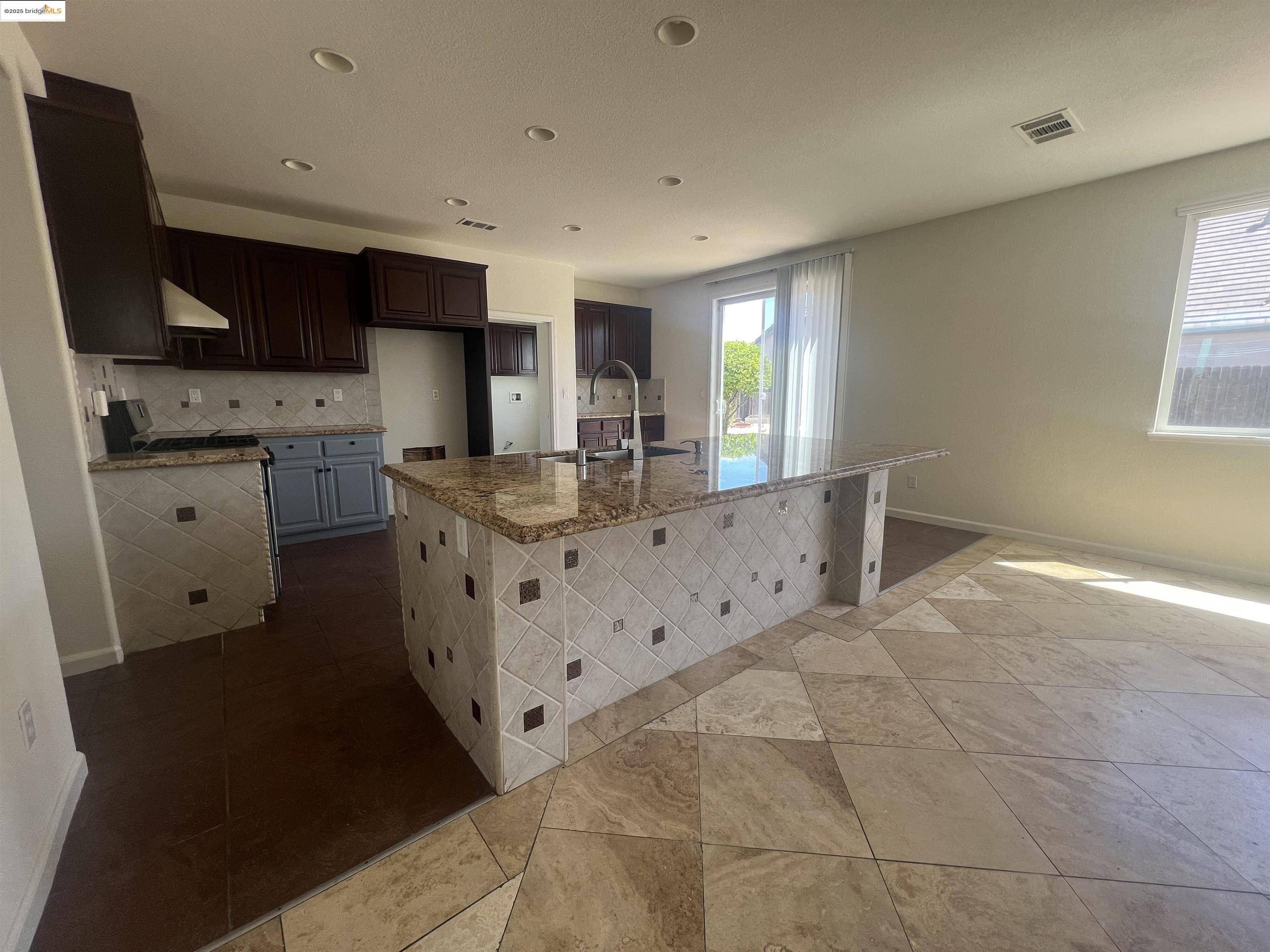 Oakley, CA 94561,74 Vella Cir