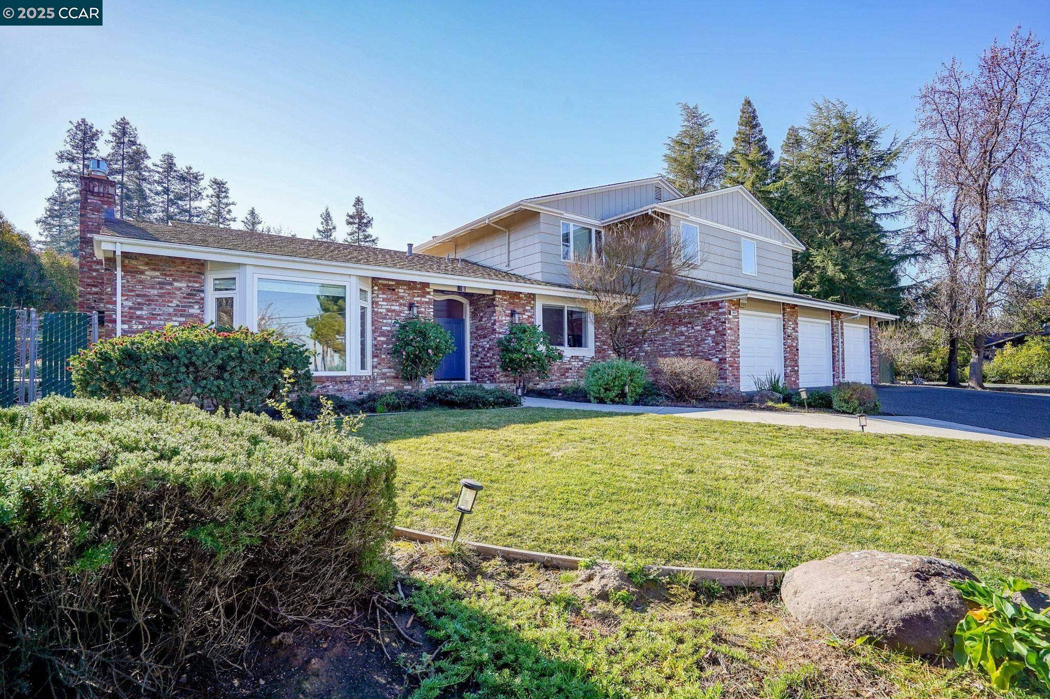Walnut Creek, CA 94598,2927 Comistas Drive