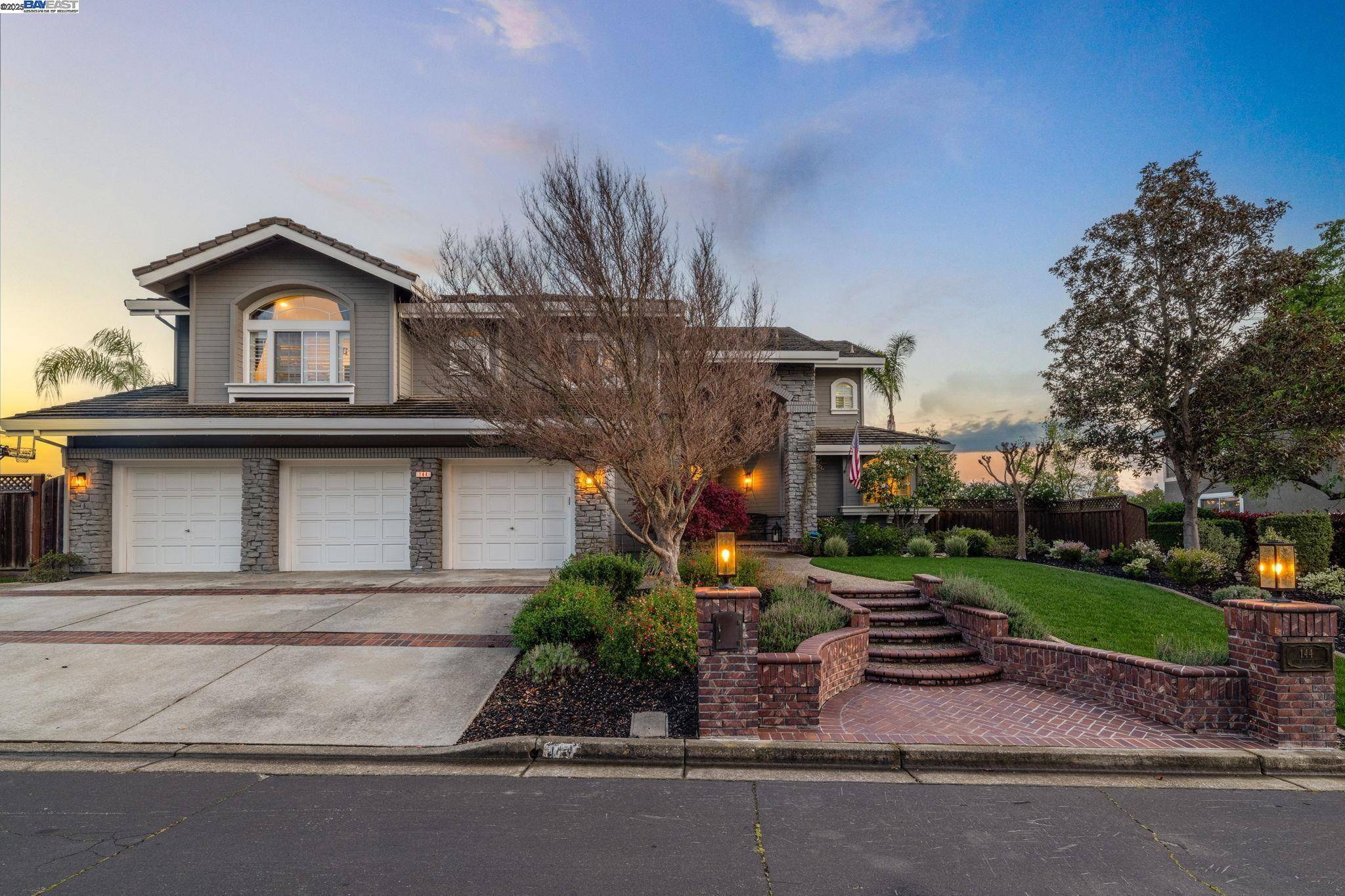 Danville, CA 94506,144 Alta Vista Way