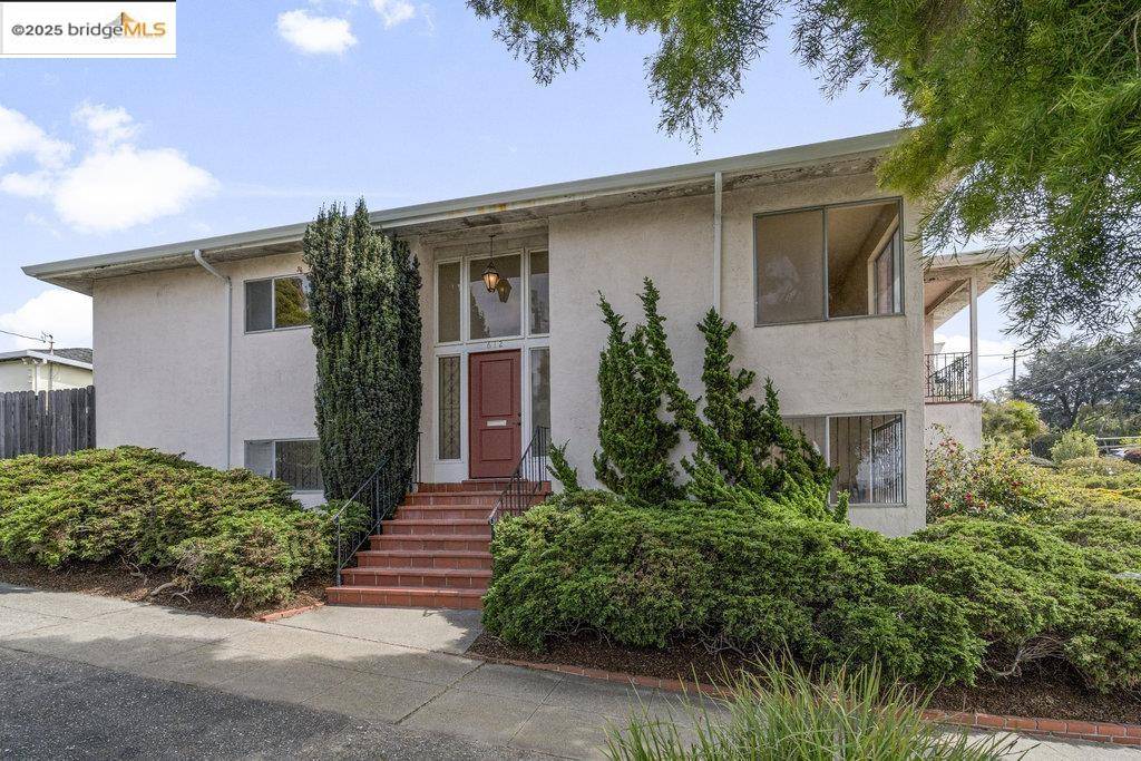 Richmond, CA 94805,612 Sonoma Street