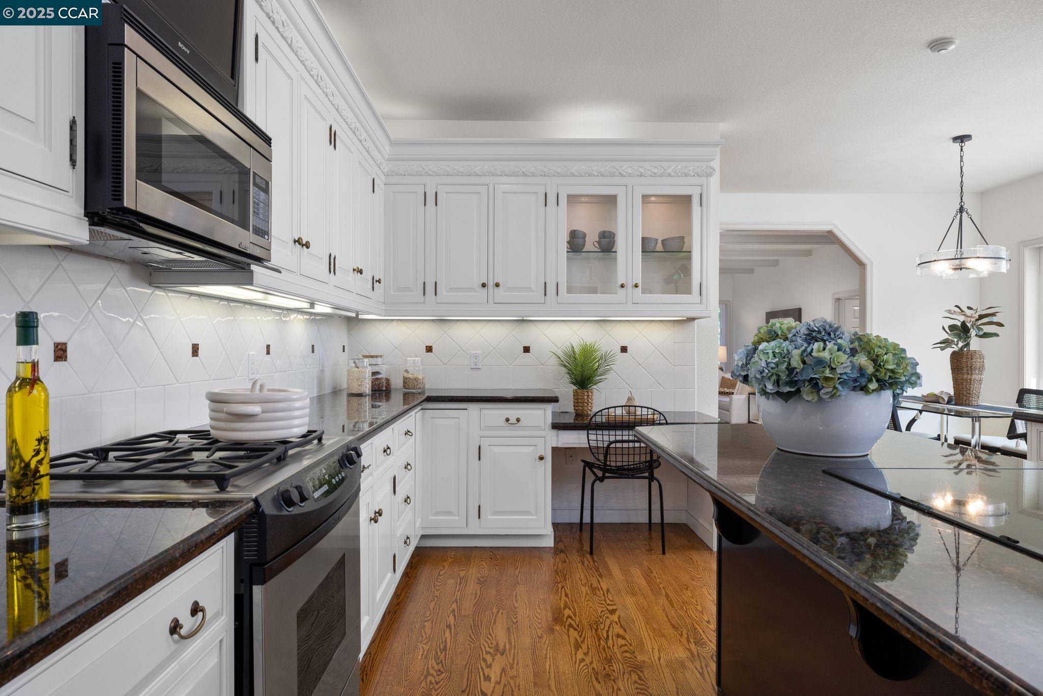 Alamo, CA 94507,2398 Ironwood Pl