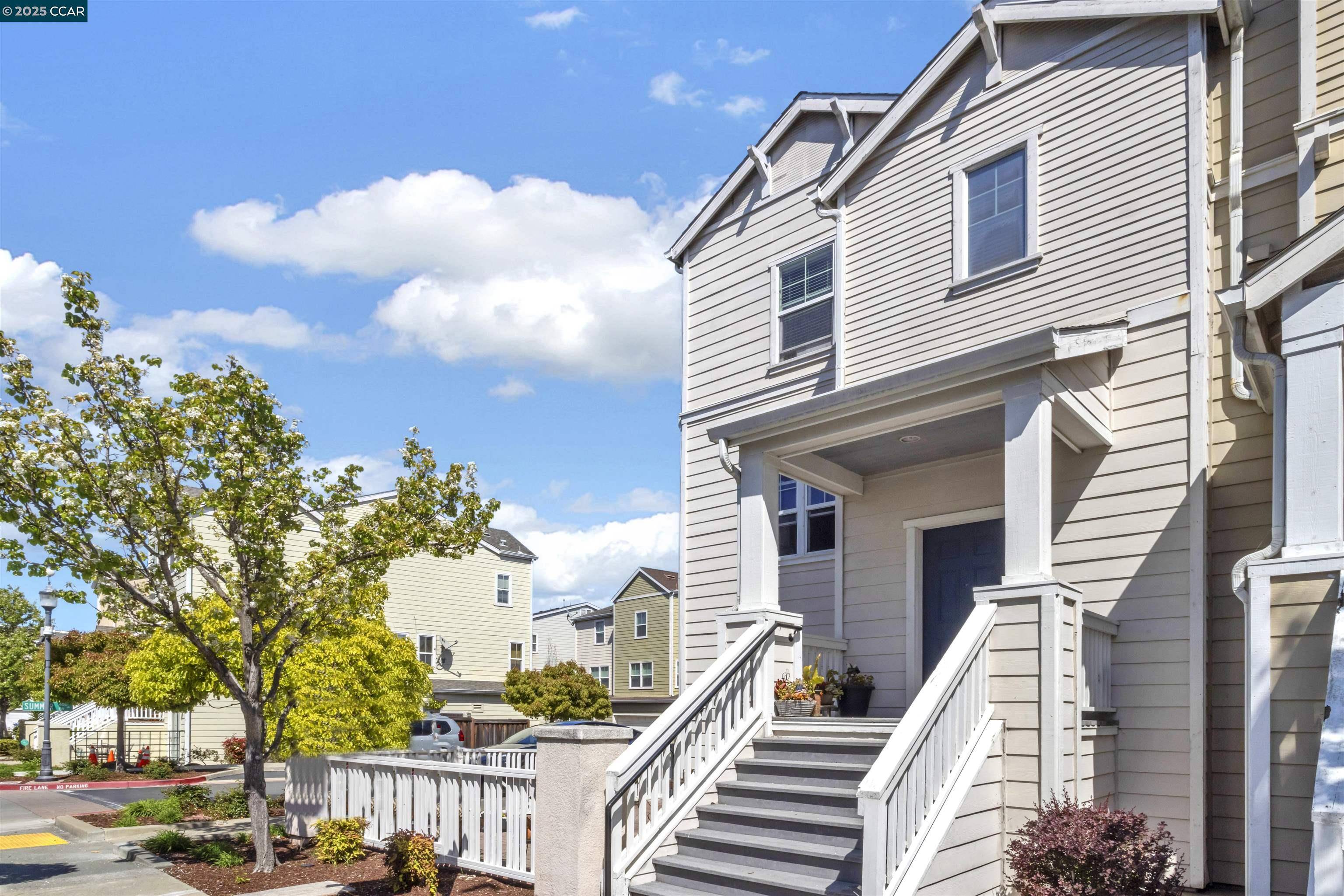 Richmond, CA 94806,411 Summer Ln