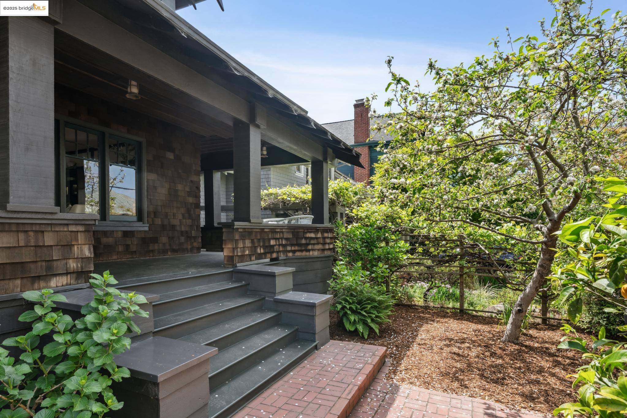 Berkeley, CA 94705,2722 Garber St