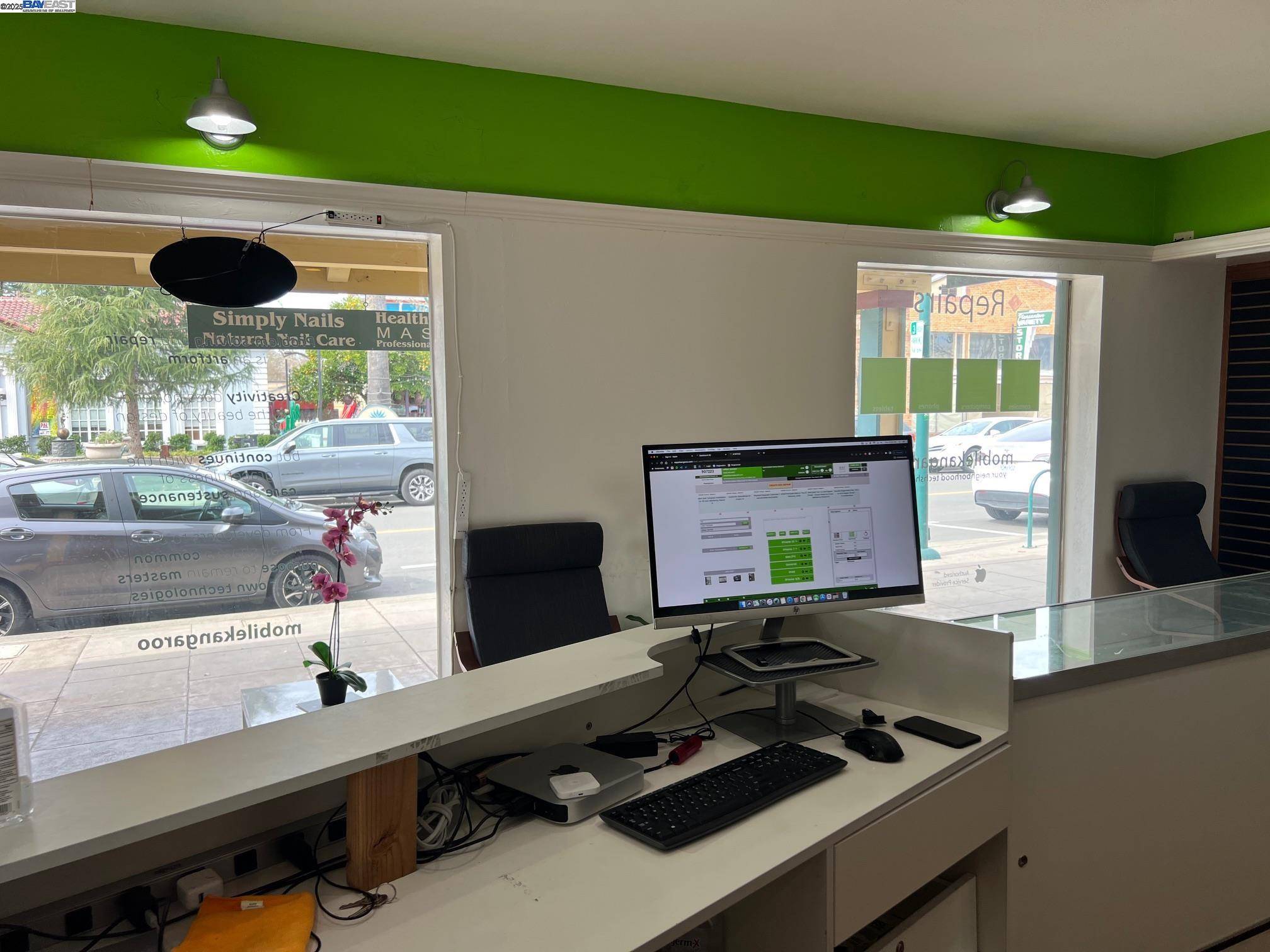Pleasanton, CA 94566,610 Main St