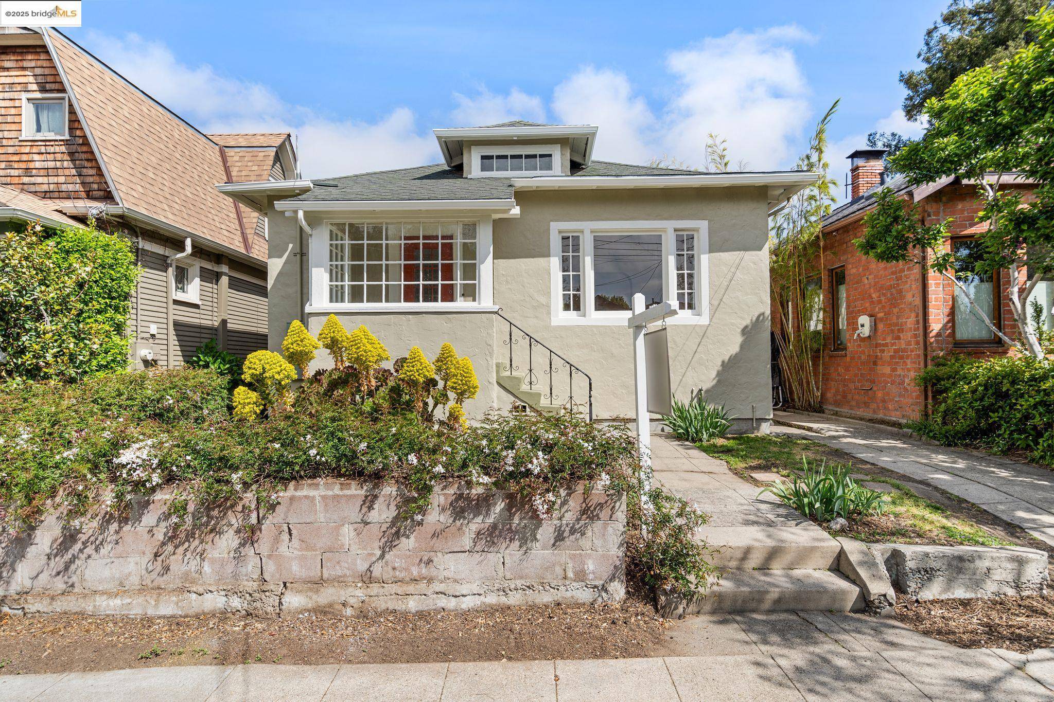 Berkeley, CA 94703,1635 Channing Way