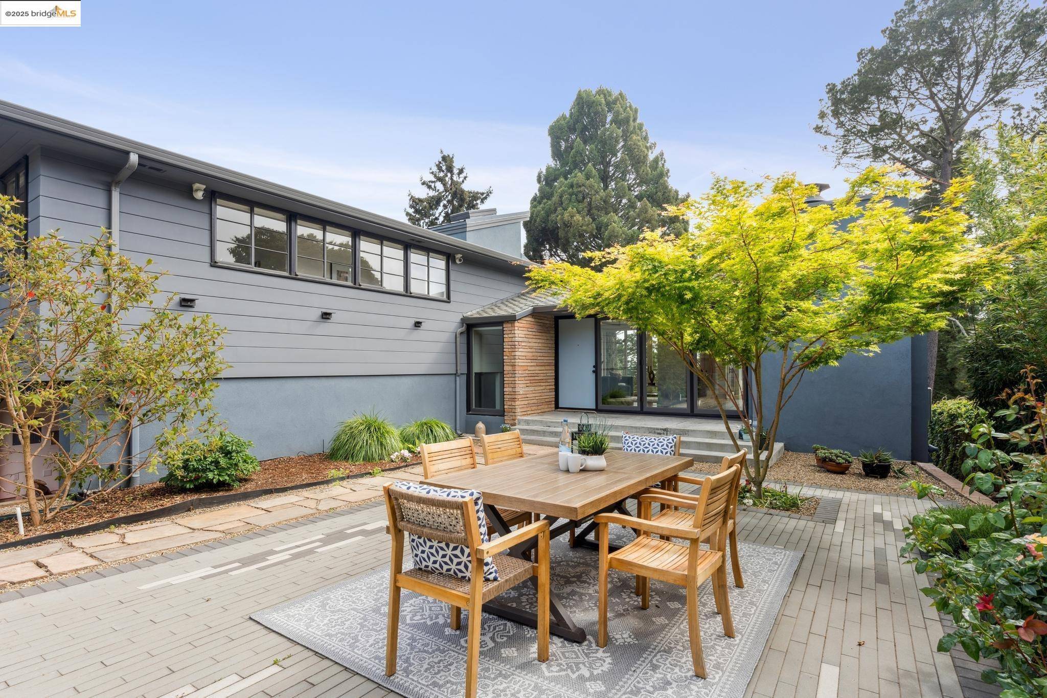 Kensington, CA 94707,16 Kerr Avenue