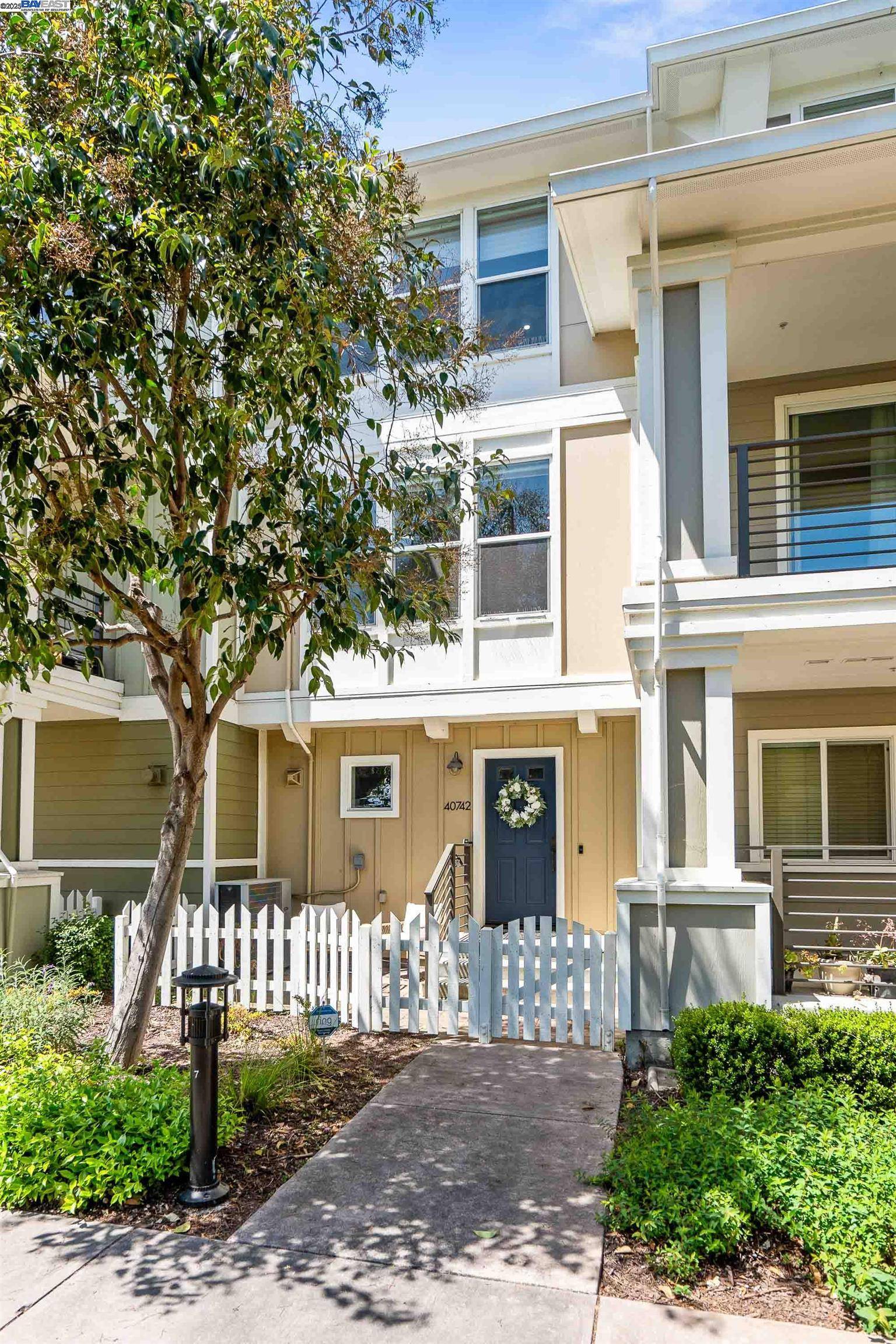 Fremont, CA 94538,40742 Greystone Ter