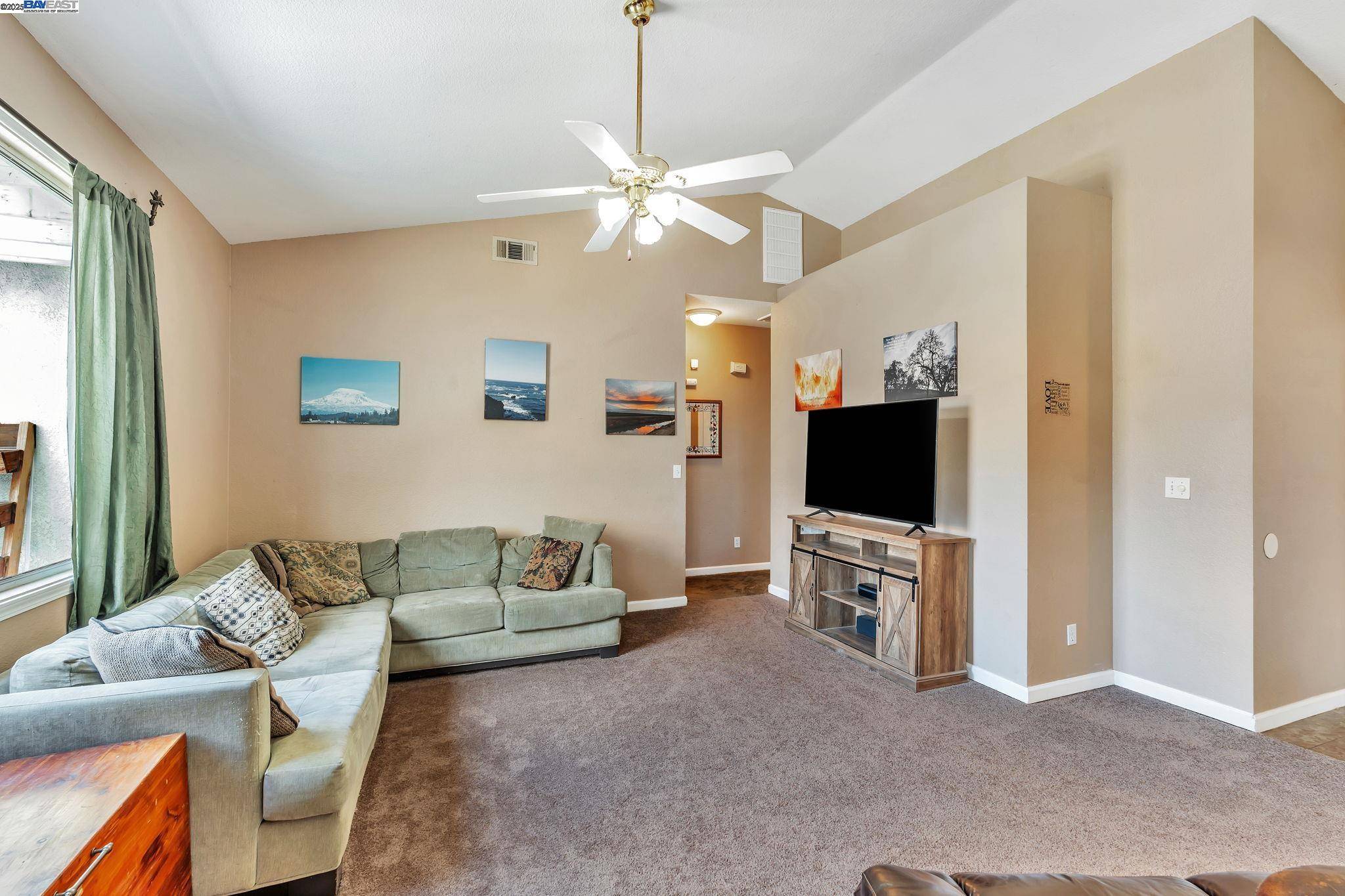 Los Banos, CA 93635,848 La Cresta Ct