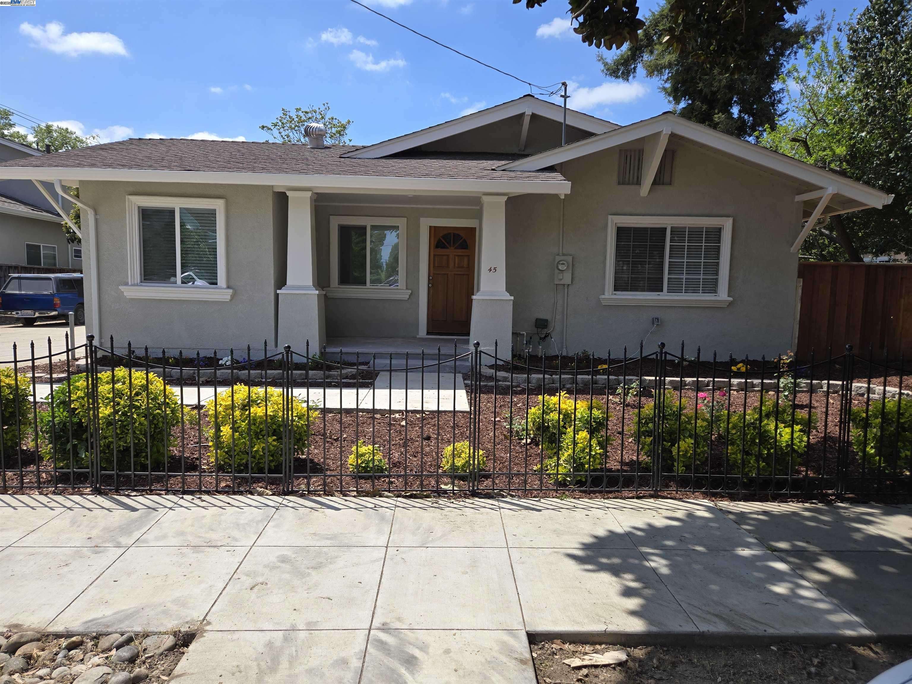 San Jose, CA 95116,45 S 20Th St