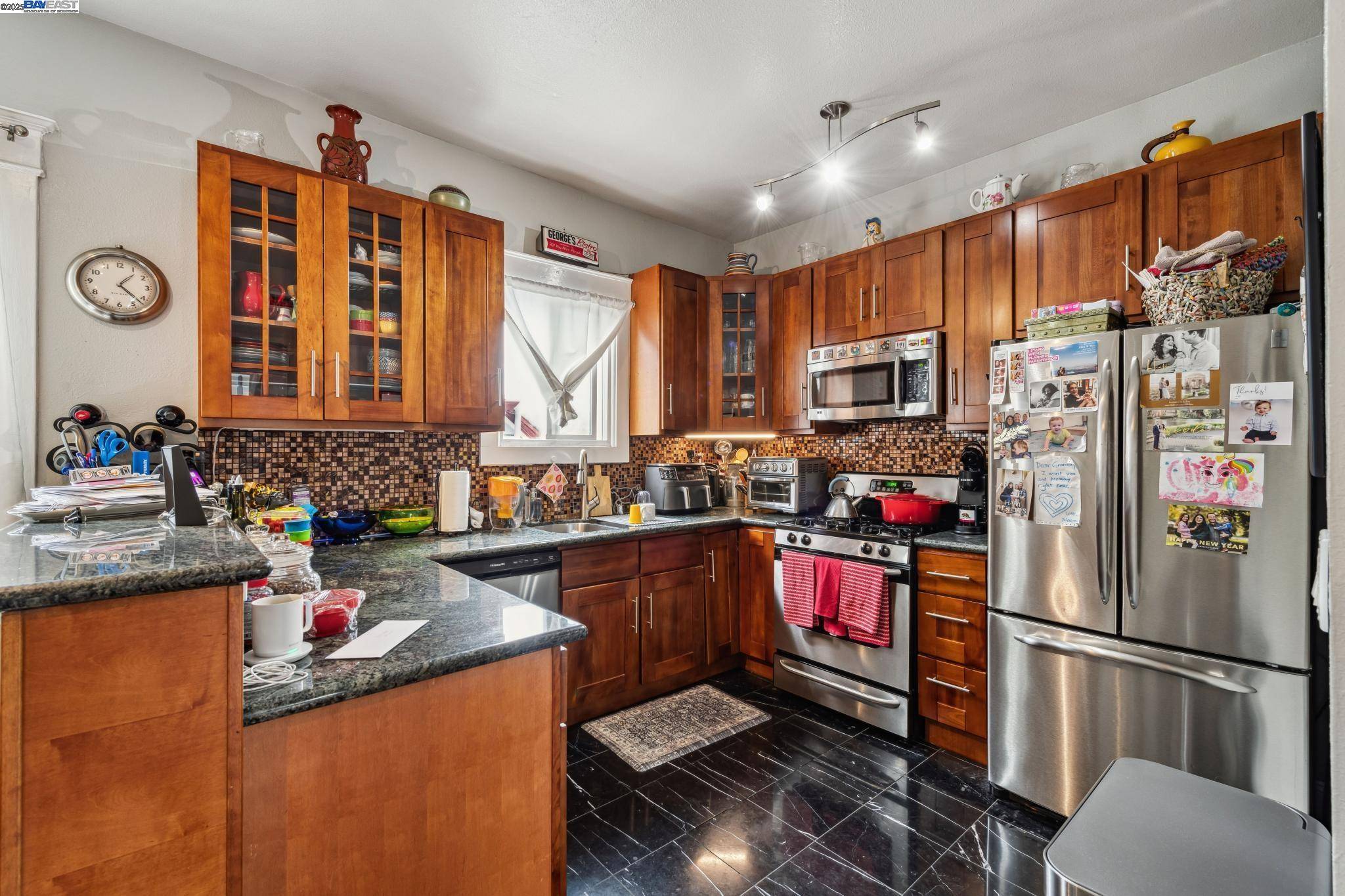 Alameda, CA 94501,915 Lincoln Ave