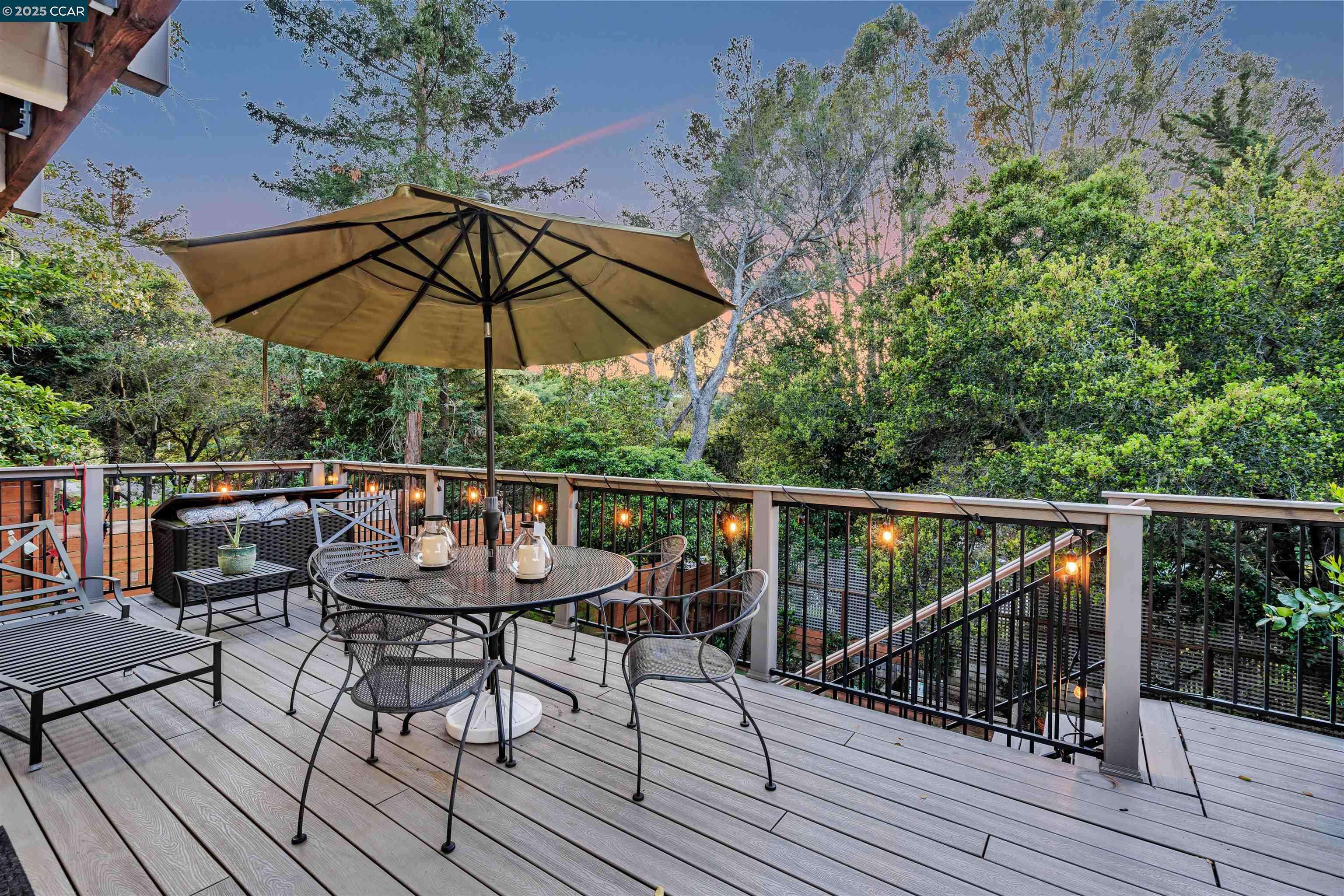 Oakland, CA 94619,4259 Knoll Avenue