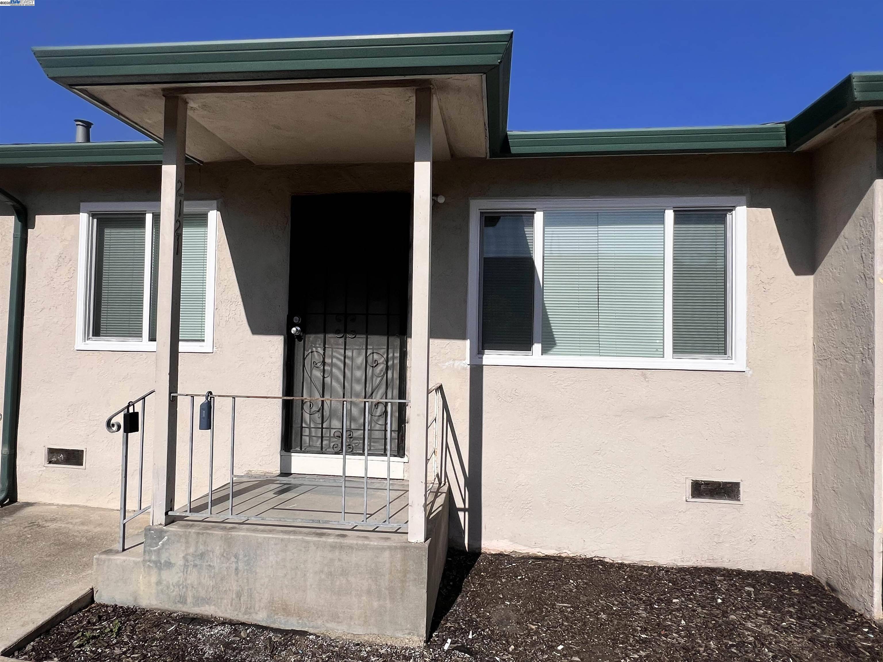 Oakland, CA 94603,2119 94Th Ave
