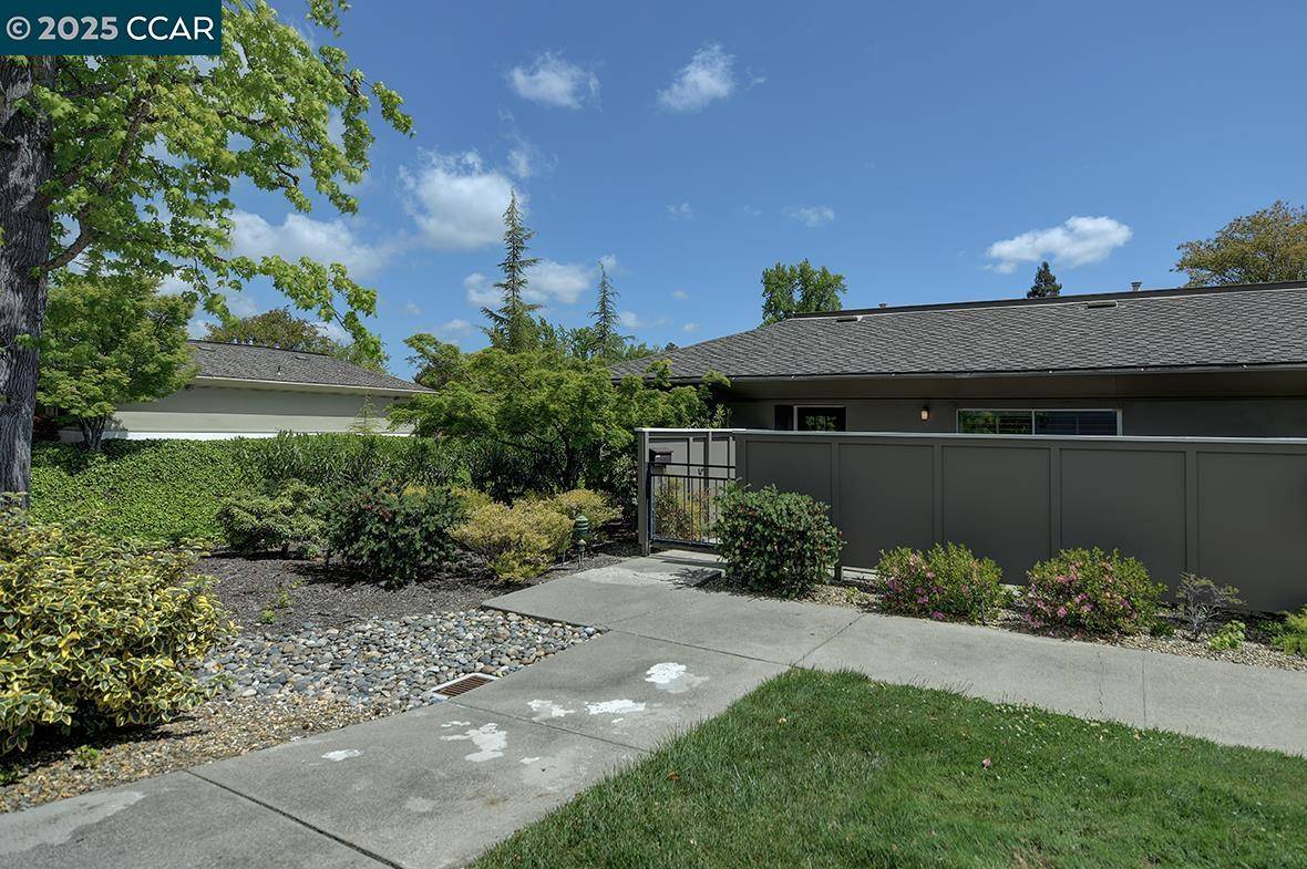 Walnut Creek, CA 94595,1101 LEISURE LANE #3