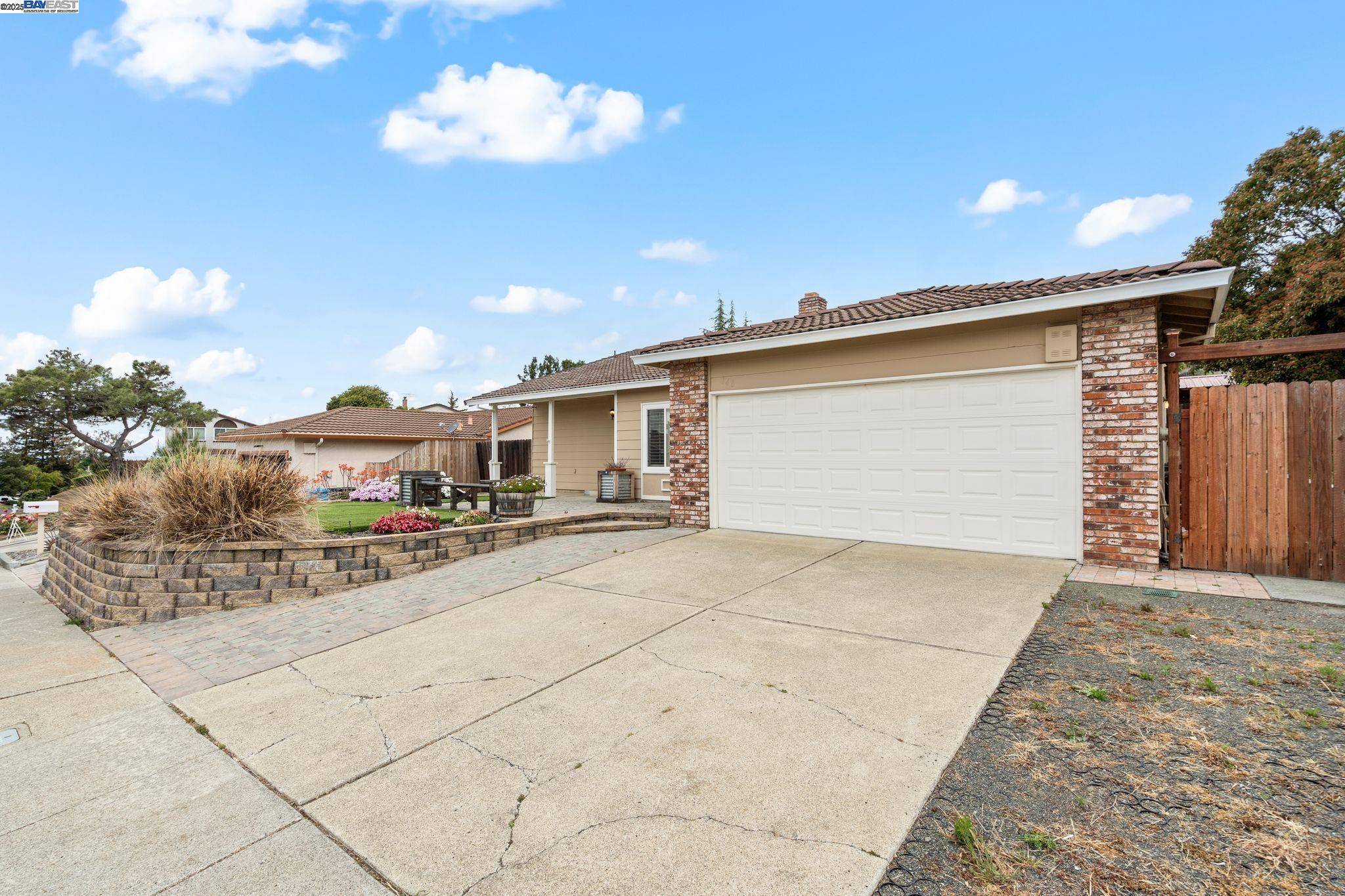 Vallejo, CA 94591,148 primrose ln