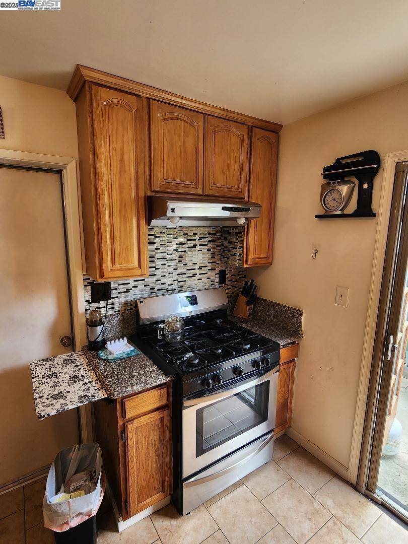 Manteca, CA 95336,406 Elm