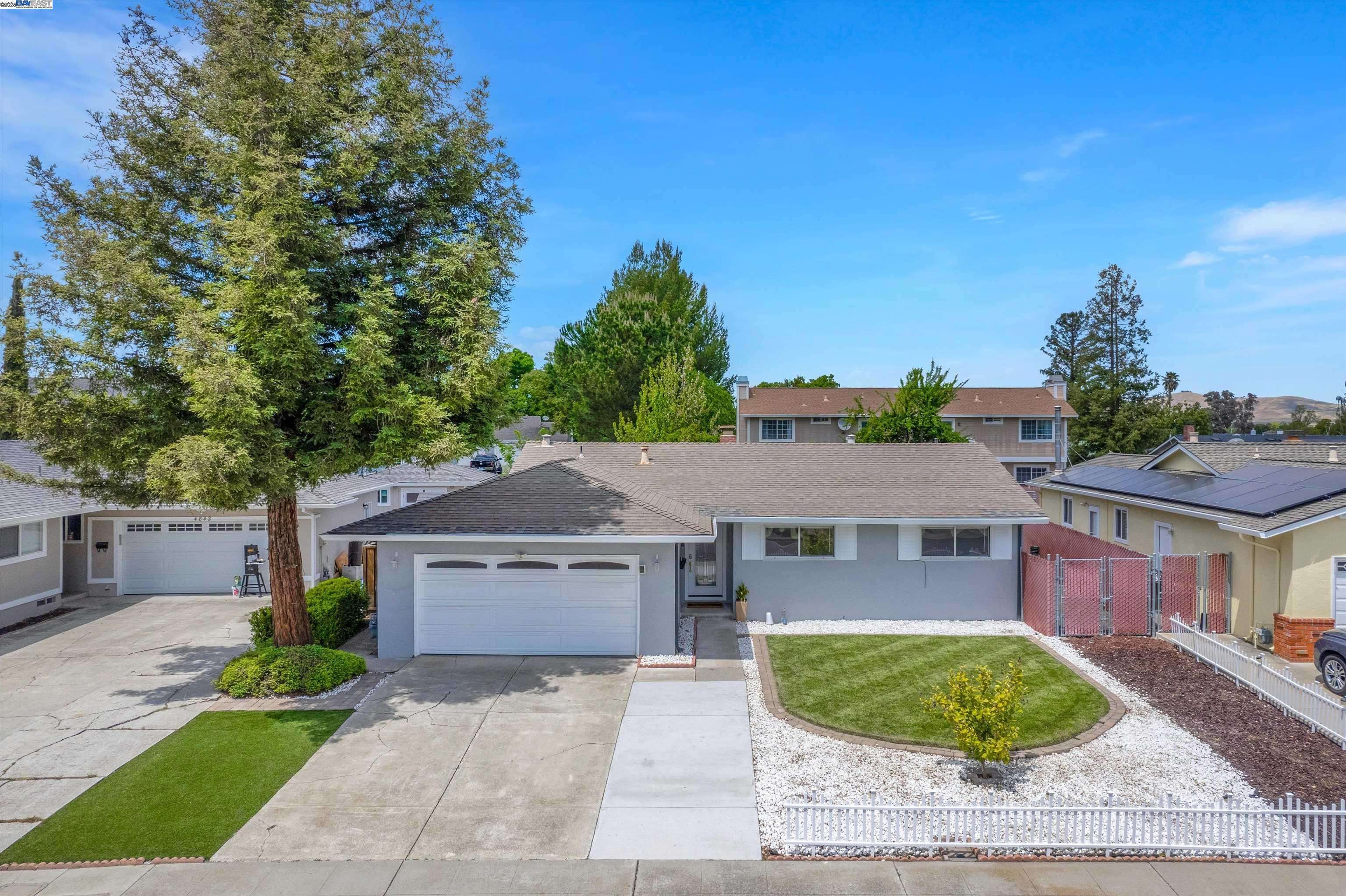 Livermore, CA 94551,4854 Lantana Ave
