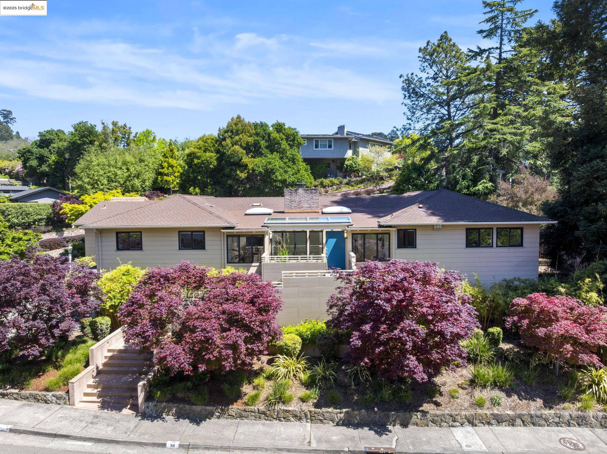 Piedmont, CA 94611,38 La Salle Ave