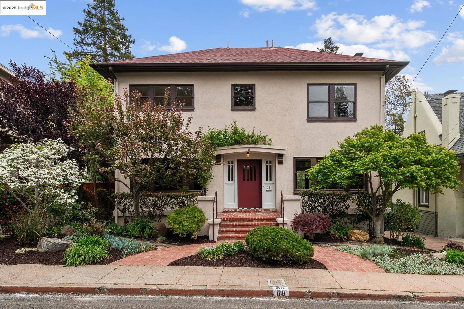 Piedmont, CA 94610,68 Fairview Ave.