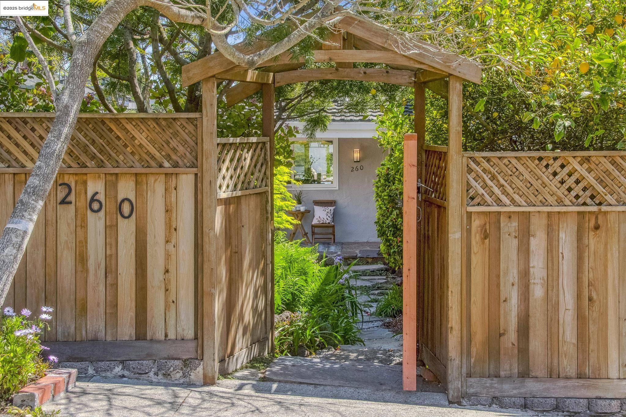 Kensington, CA 94708,260 Willamette Ave