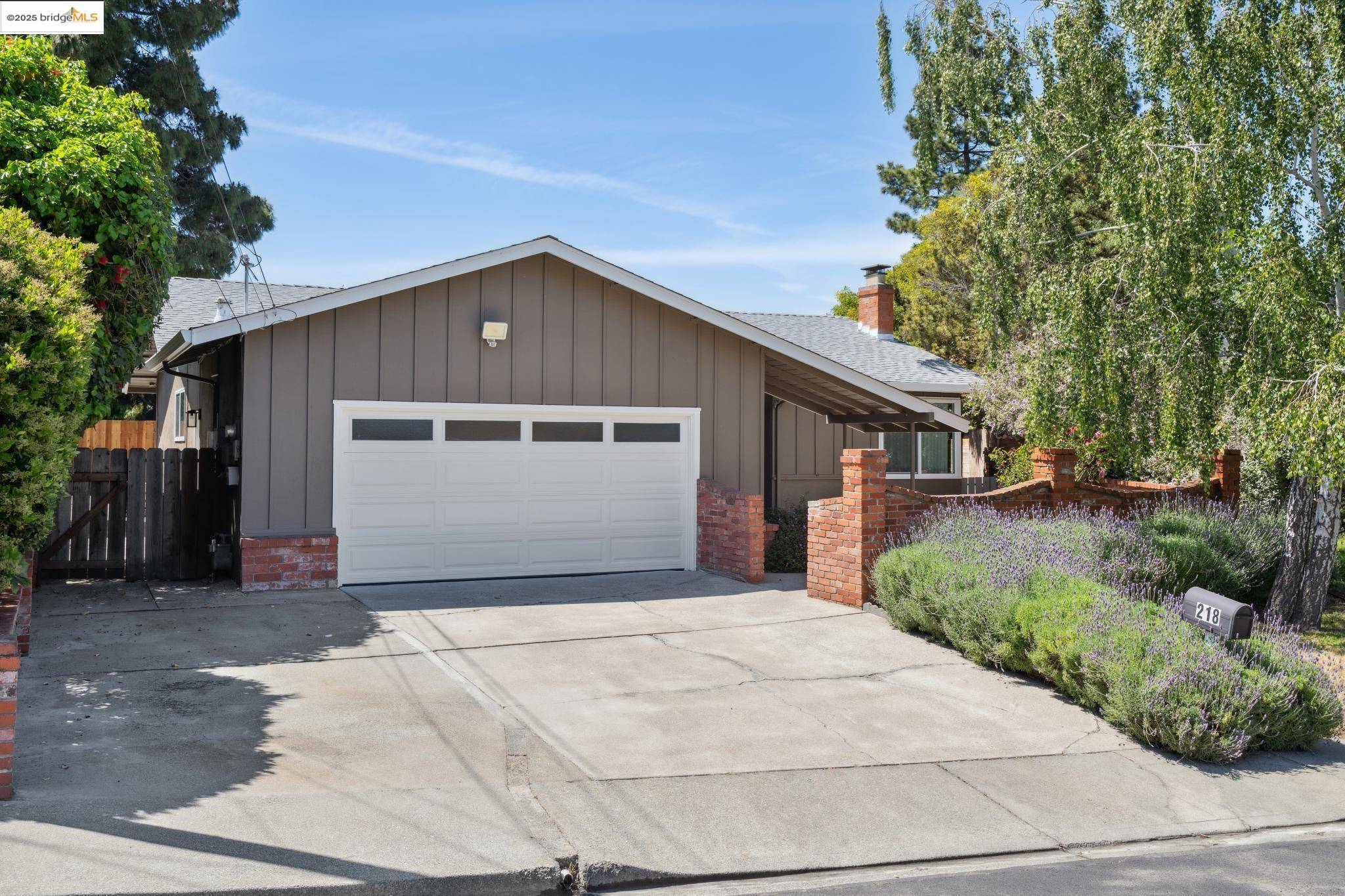 Pinole, CA 94564,218 Brenda Ct