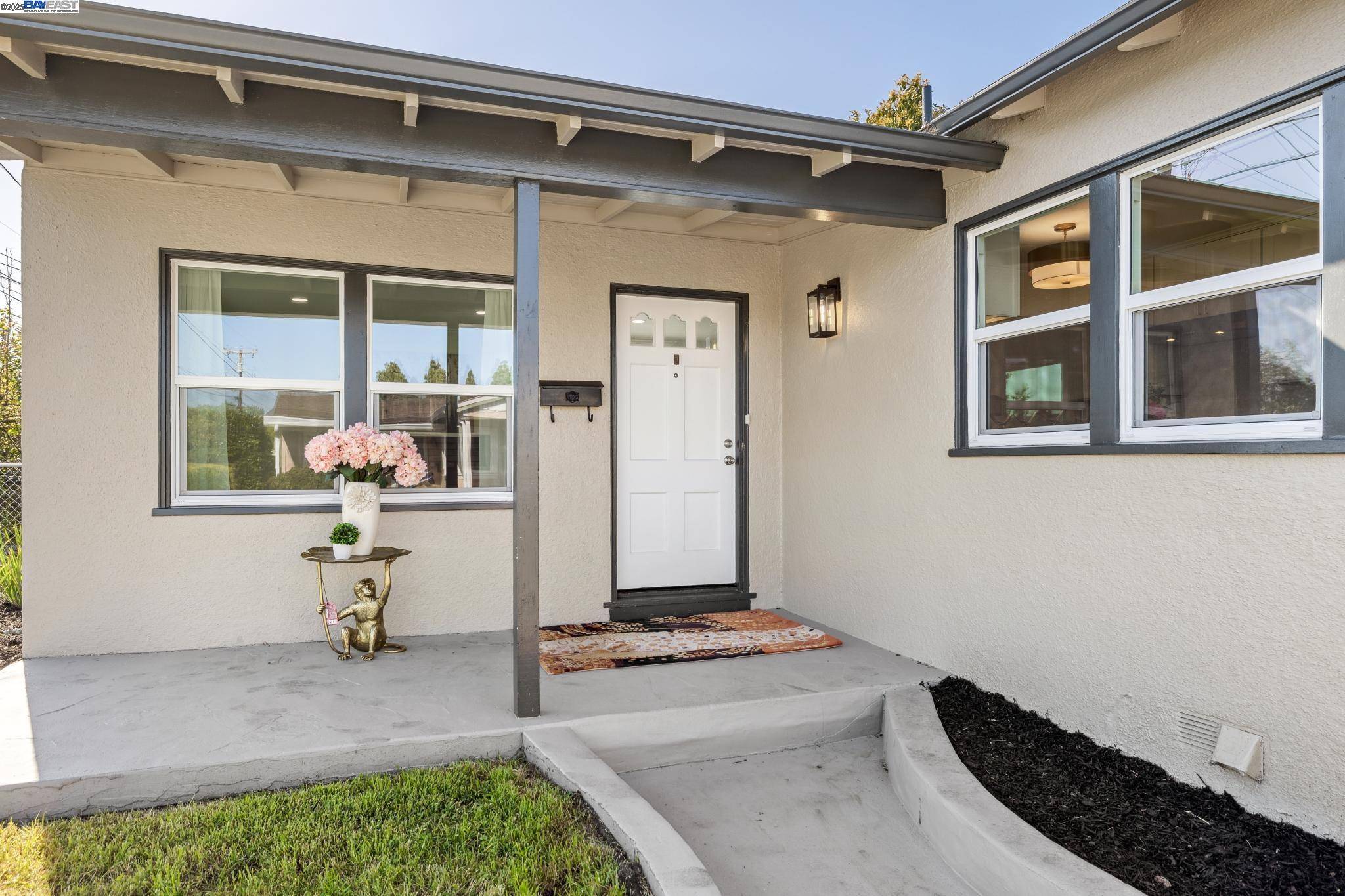 Fremont, CA 94536,37107 Holly St