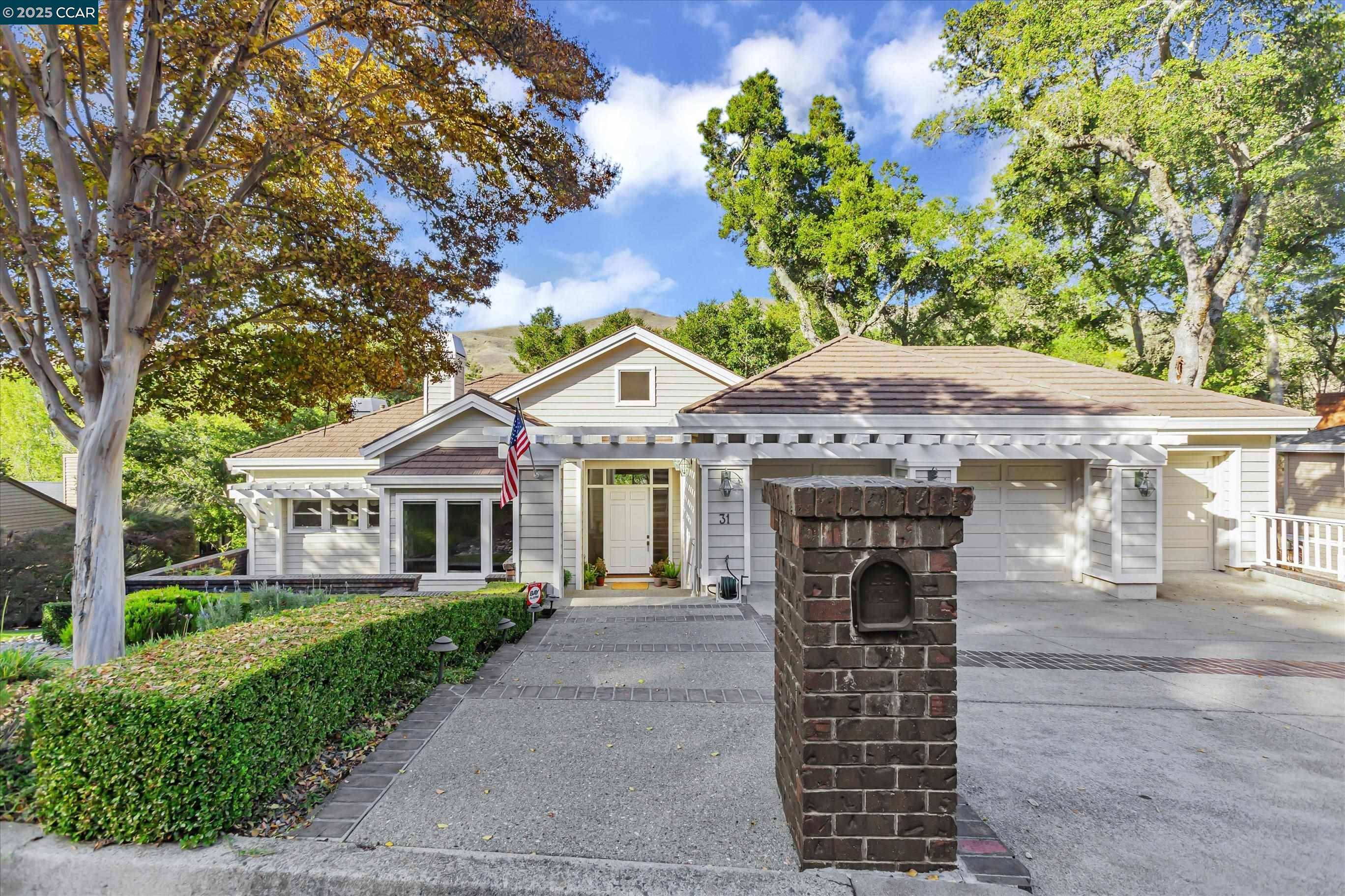 Moraga, CA 94556,31 Merrill Cir S