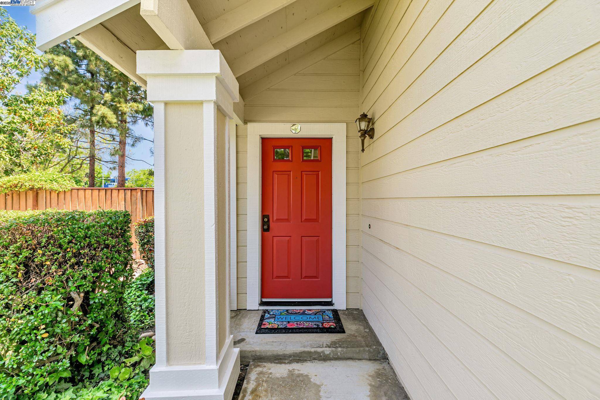 Fremont, CA 94538,42210 Live Oak Cir