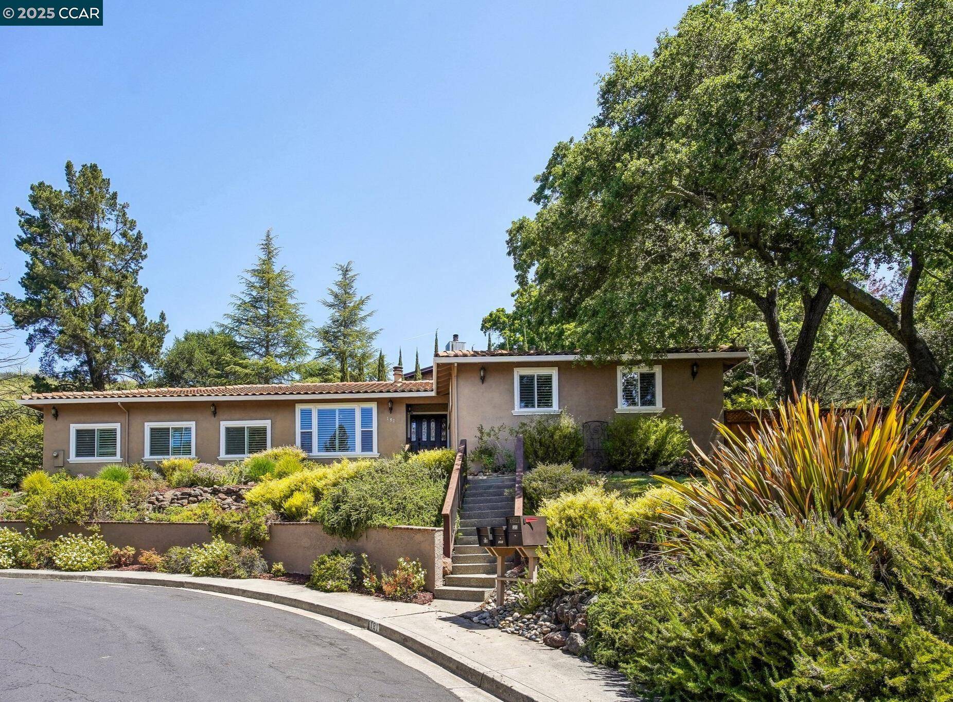 Martinez, CA 94553,181 Donaleen Ct