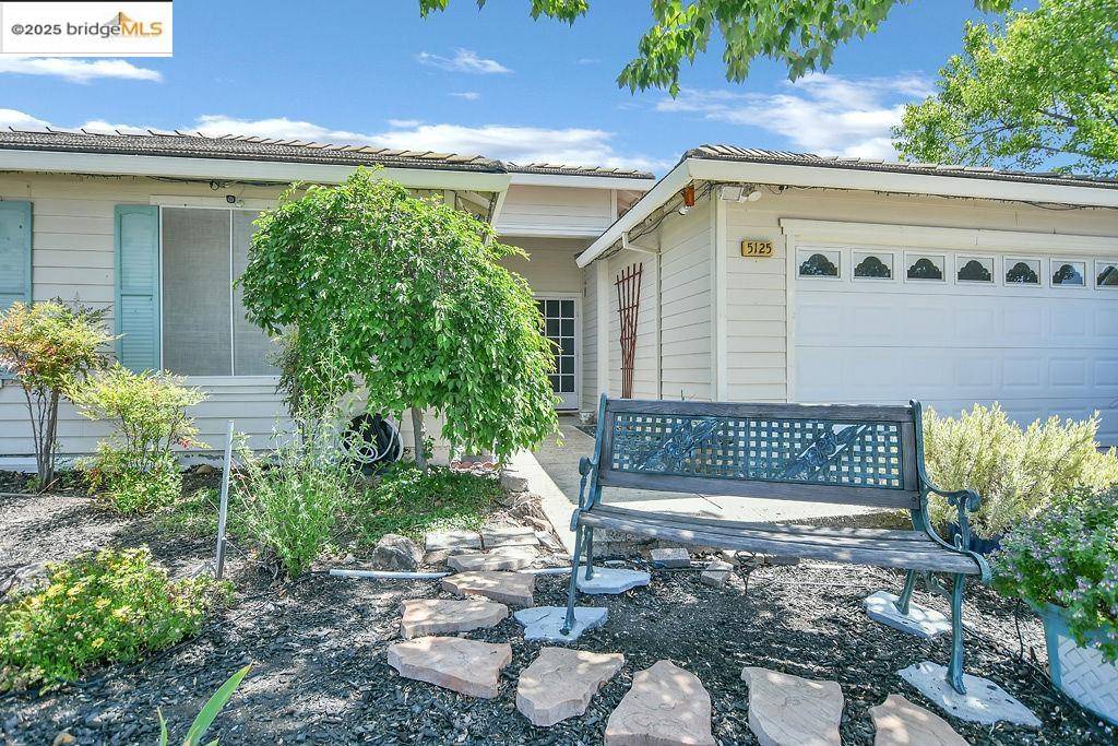 Antioch, CA 94531,5125 Monitor Pass Way
