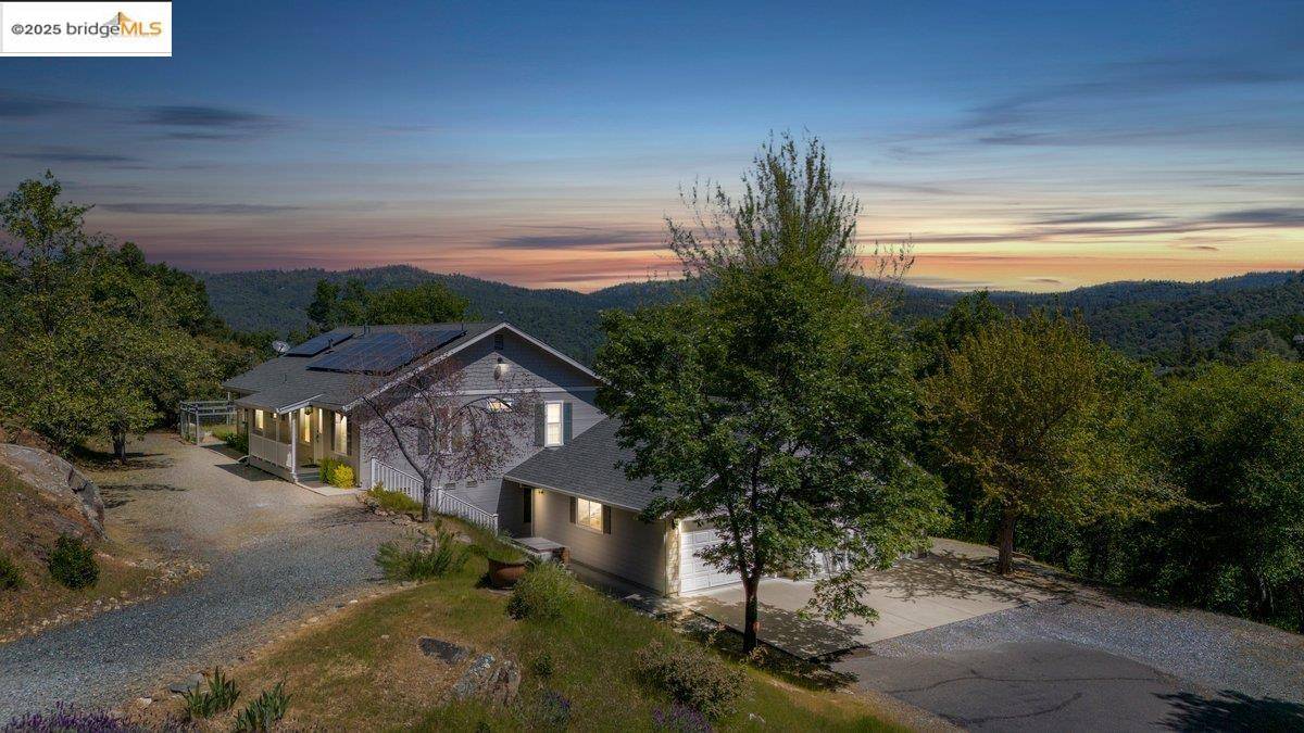 Sonora, CA 95370,20965 Heavenly Dr