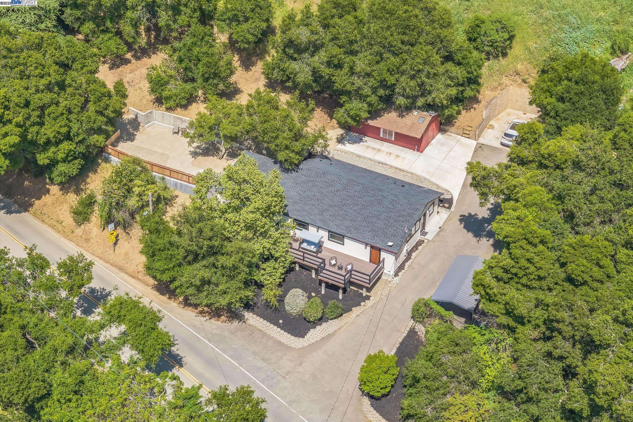 Castro Valley, CA 94552,18698 Cull Canyon Rd
